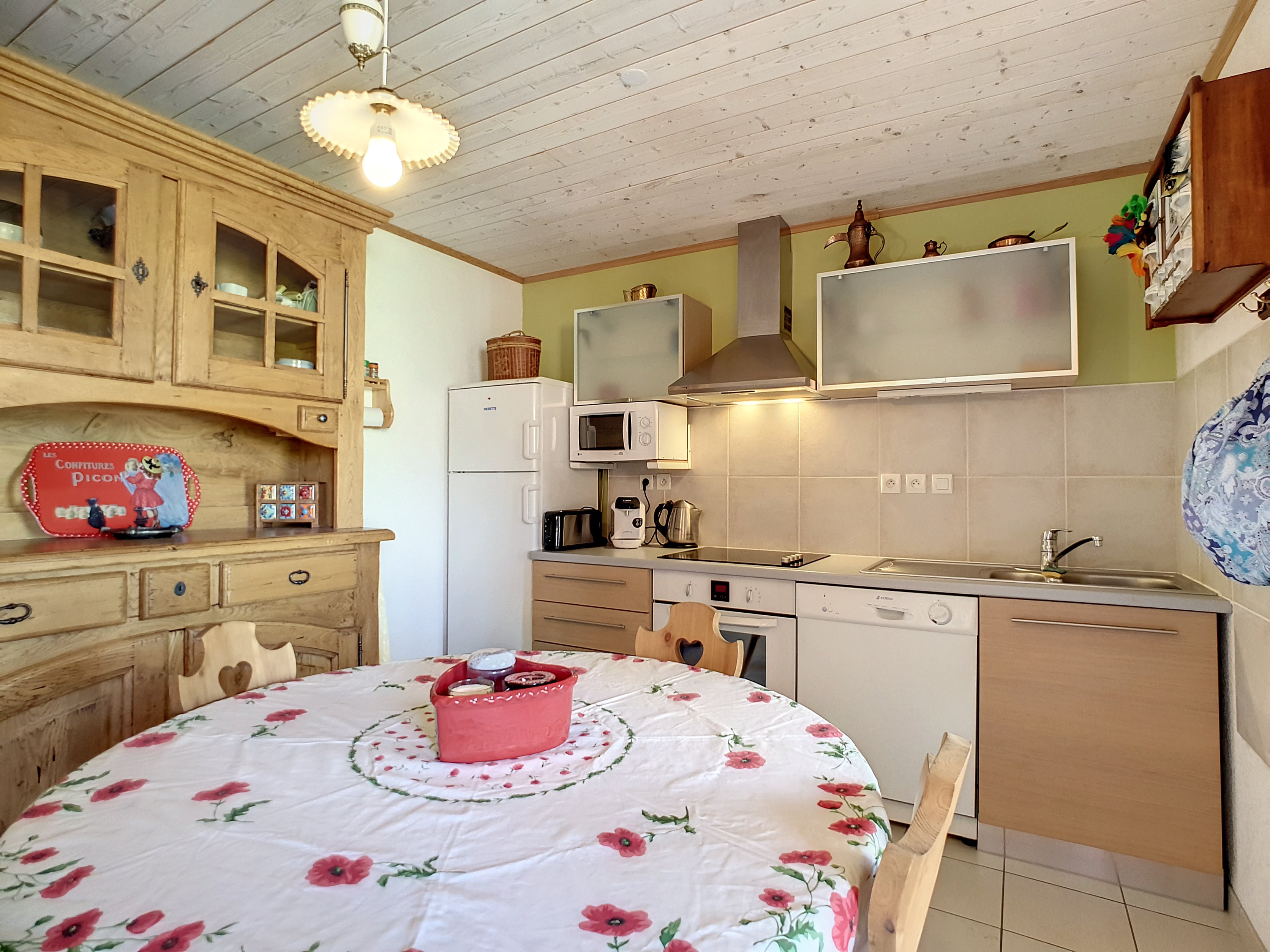 APPA LES AYGUES - Très bel appartement 3 pièces ( 4 personnes)