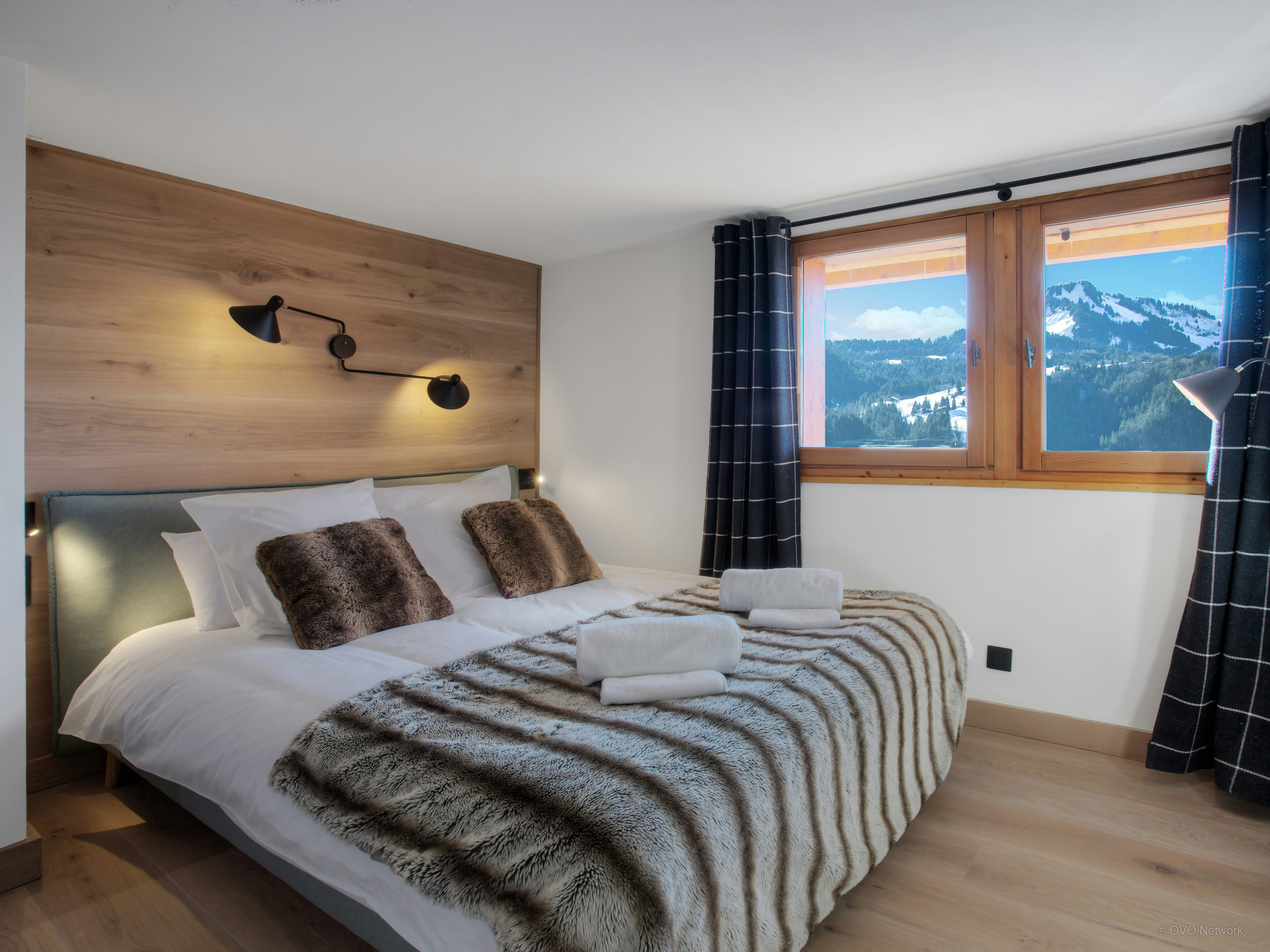 Vacances avec piscine estivale, jacuzzi & sauna