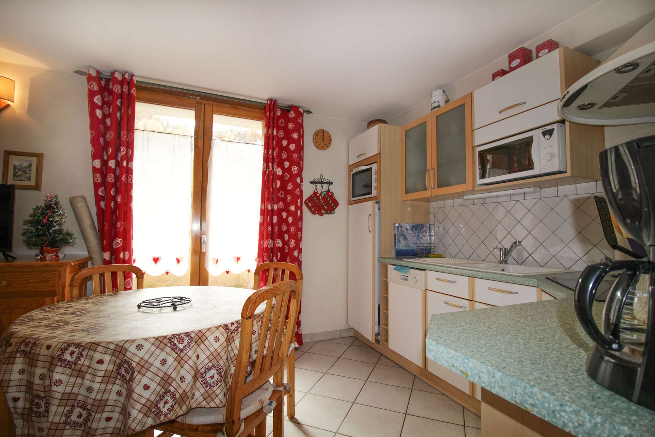 APPARTEMENT 4 PERSONNES CENTRE VILLAGE