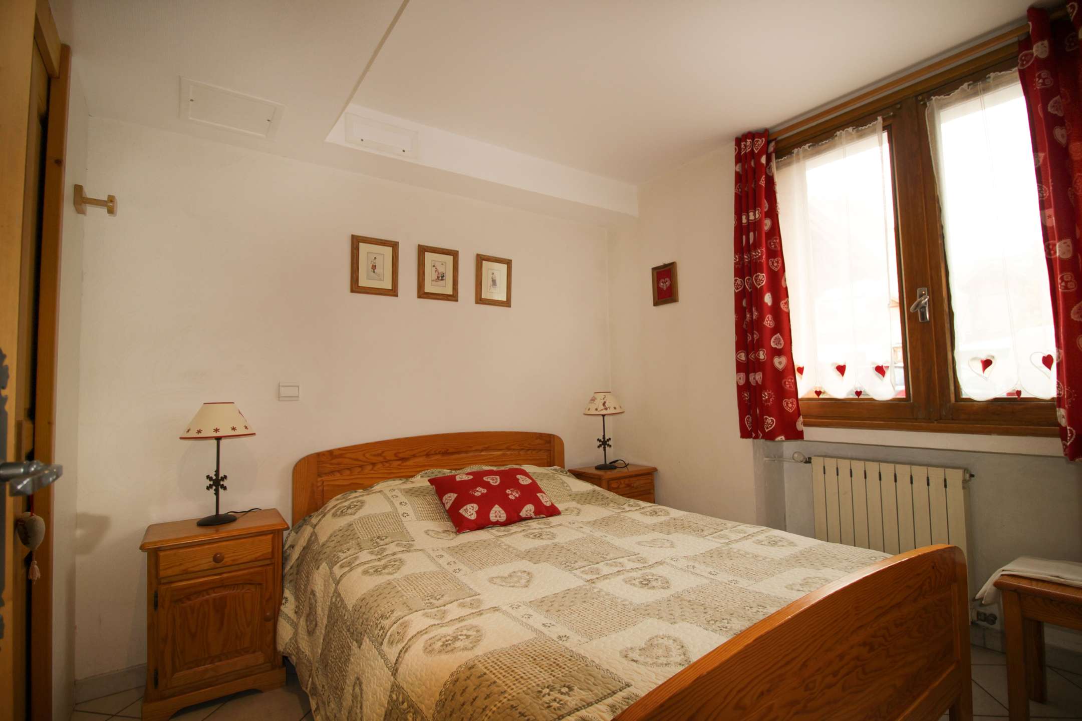 APPARTEMENT 4 PERSONNES CENTRE VILLAGE