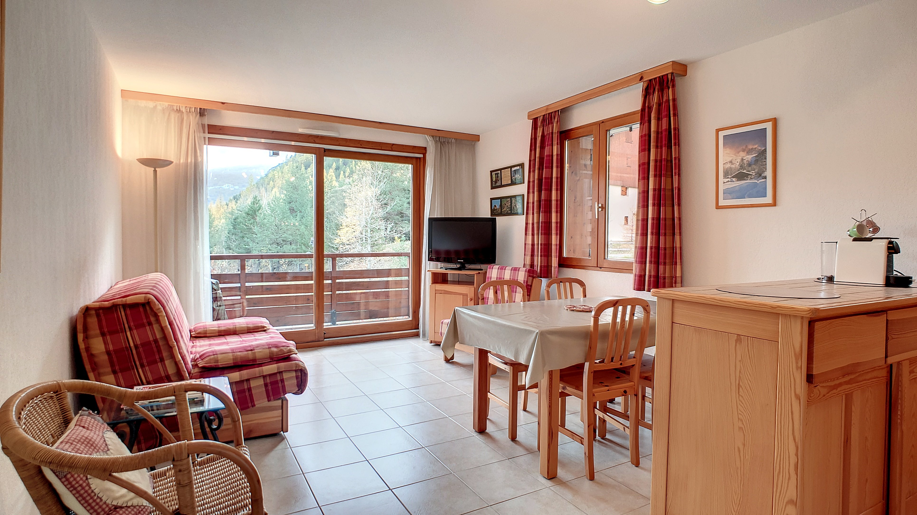 APPA EYCHAUDA 7 - PELVOUX - Aux pieds des pistes de ski de la station de Pelvoux