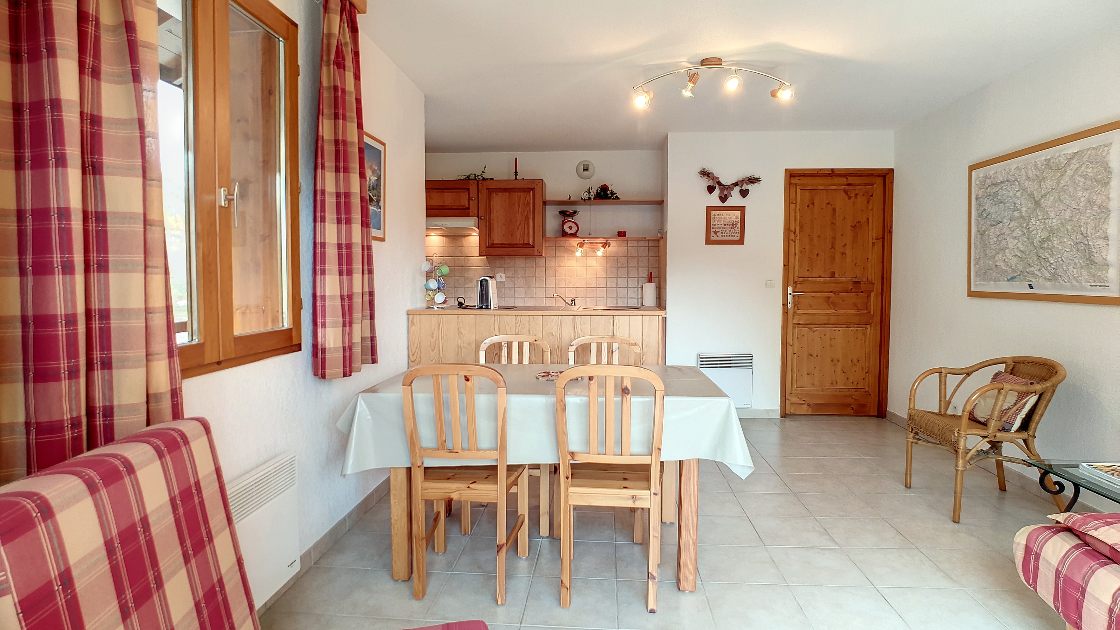 APPA EYCHAUDA 7 - PELVOUX - Aux pieds des pistes de ski de la station de Pelvoux