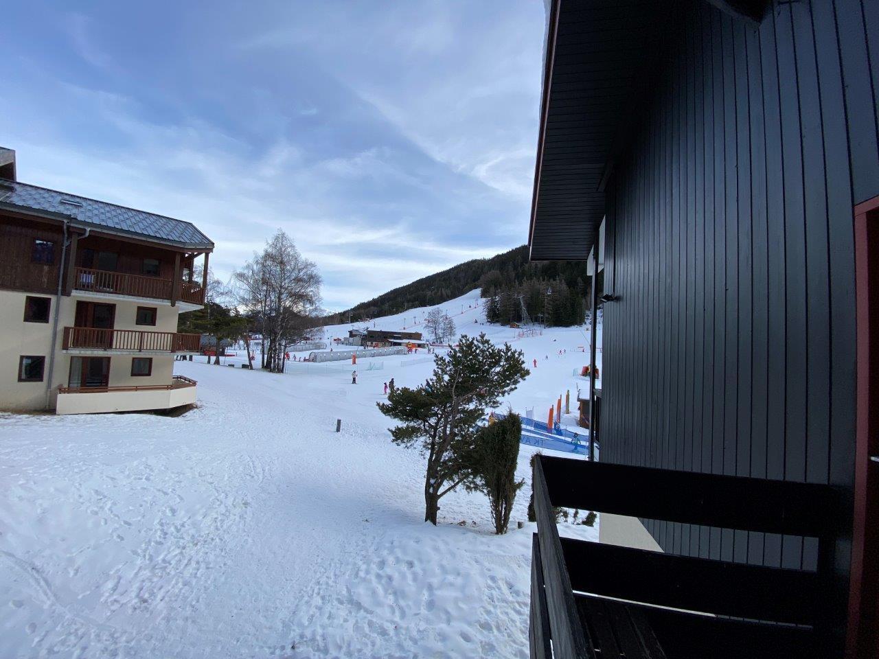 Au pied des pistes de ski, duplex 8-10 pers. entièrement rénové, La Norma