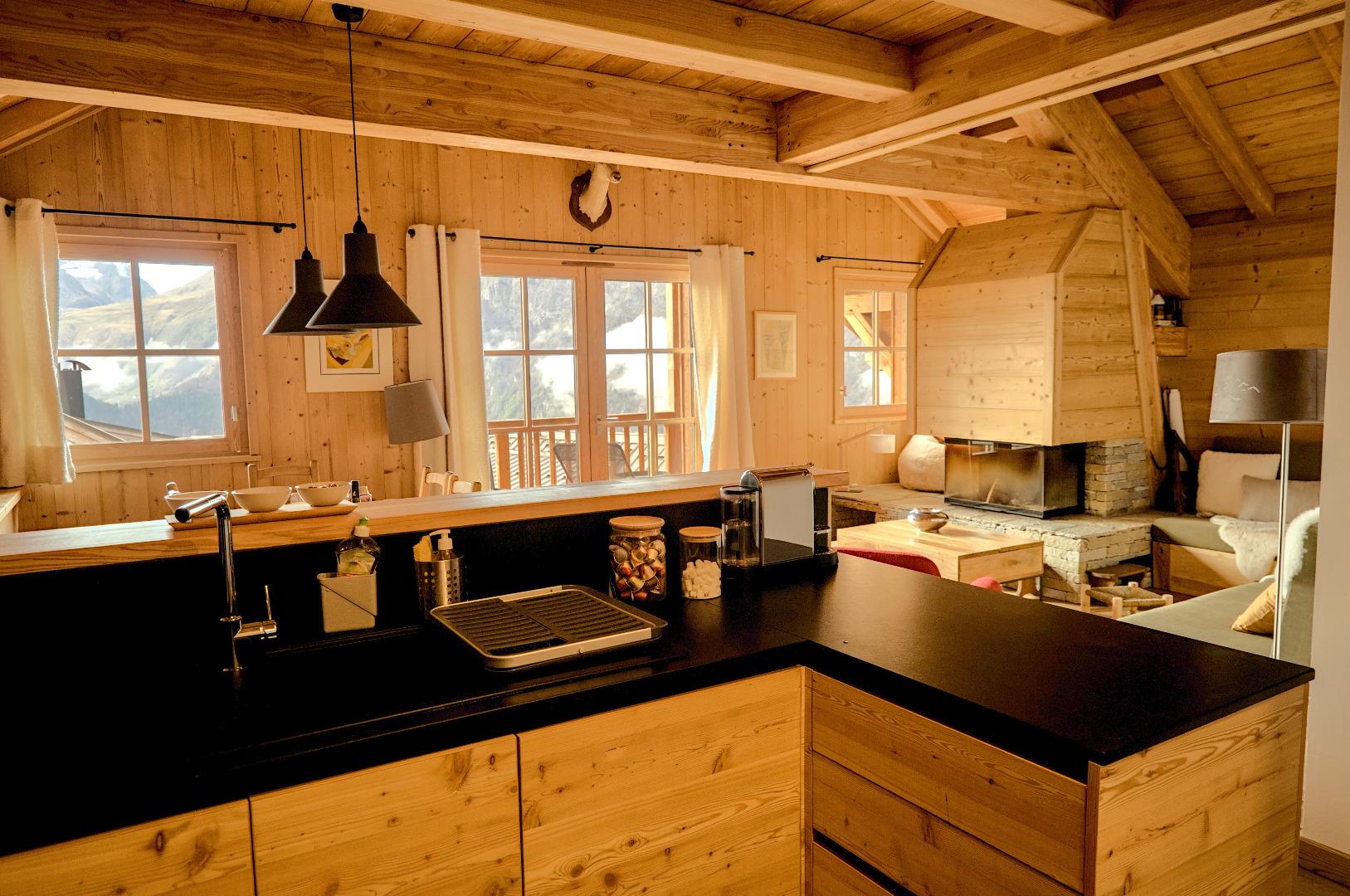  BLANC MARINE  5* / 90m2 /  8 pers / 3 chambres et 3 SDB /  PIEDS DES PISTES 