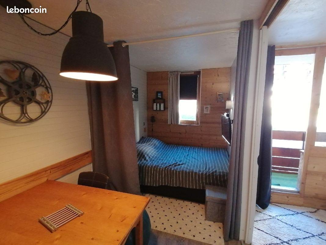 Appartement au pied des pistes 4 personnes avec piscine chauffée