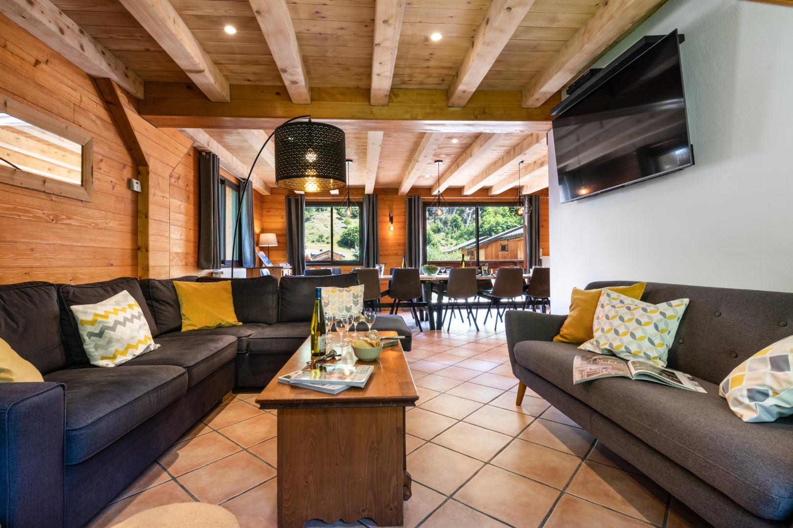 Snow Star - grand chalet pour 15 pers. + Au pied des pistes des Menuires-3 Vallées - cheminée -sauna- spa- salle de jeu