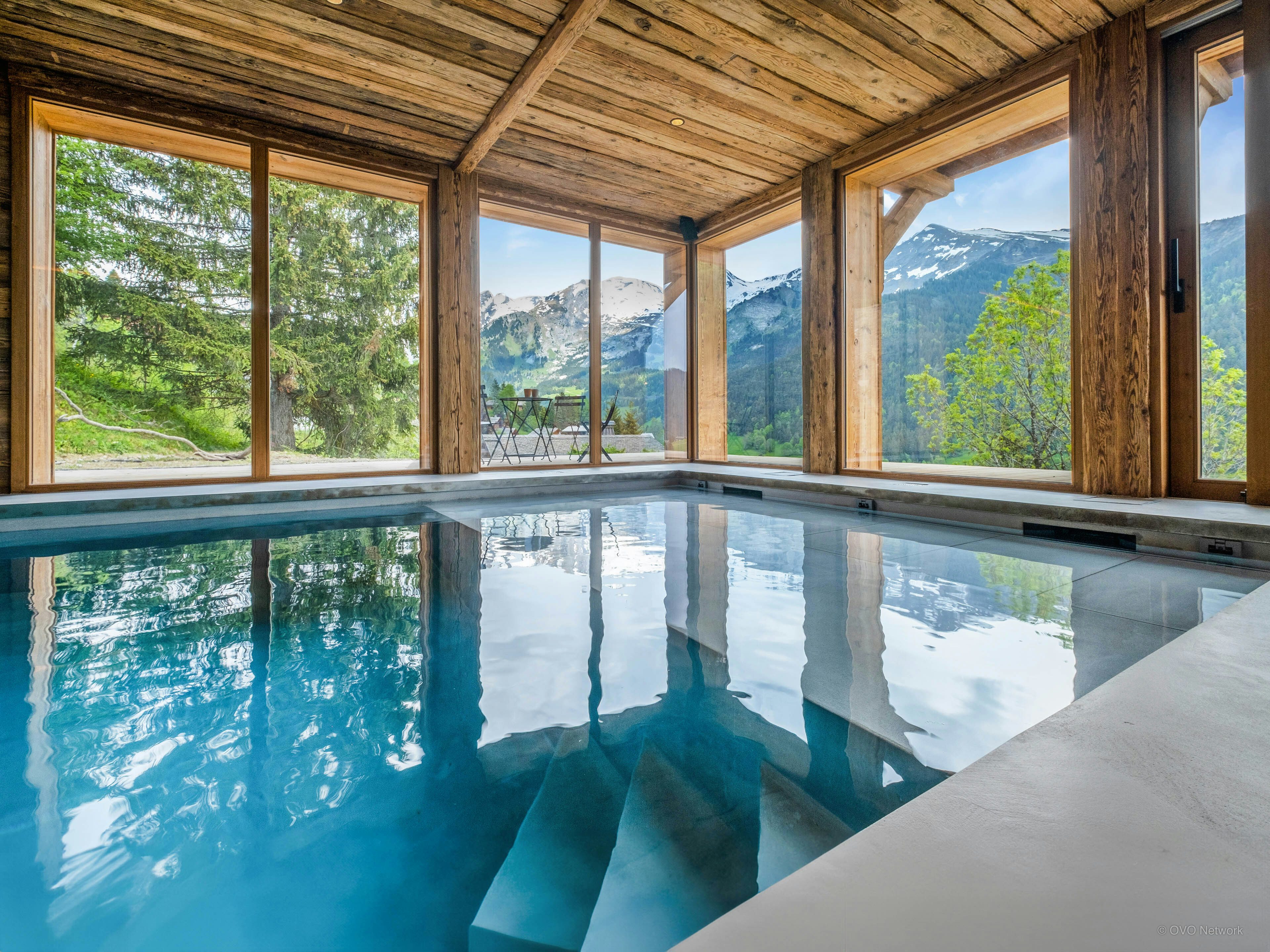 Tout luxe 14p à La Clusaz, avec piscine et spa