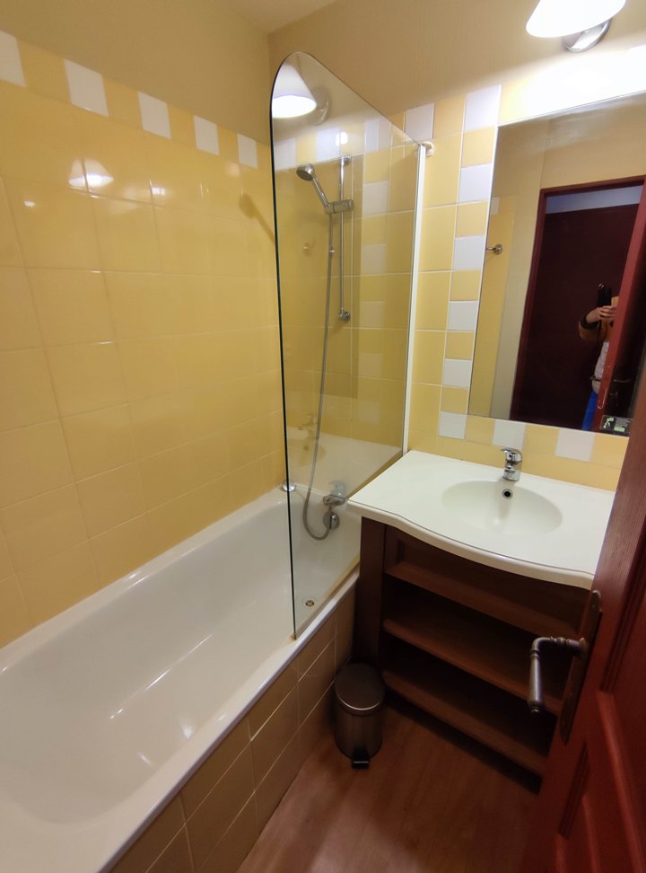 Appartement lumineux vue dégagée montagne