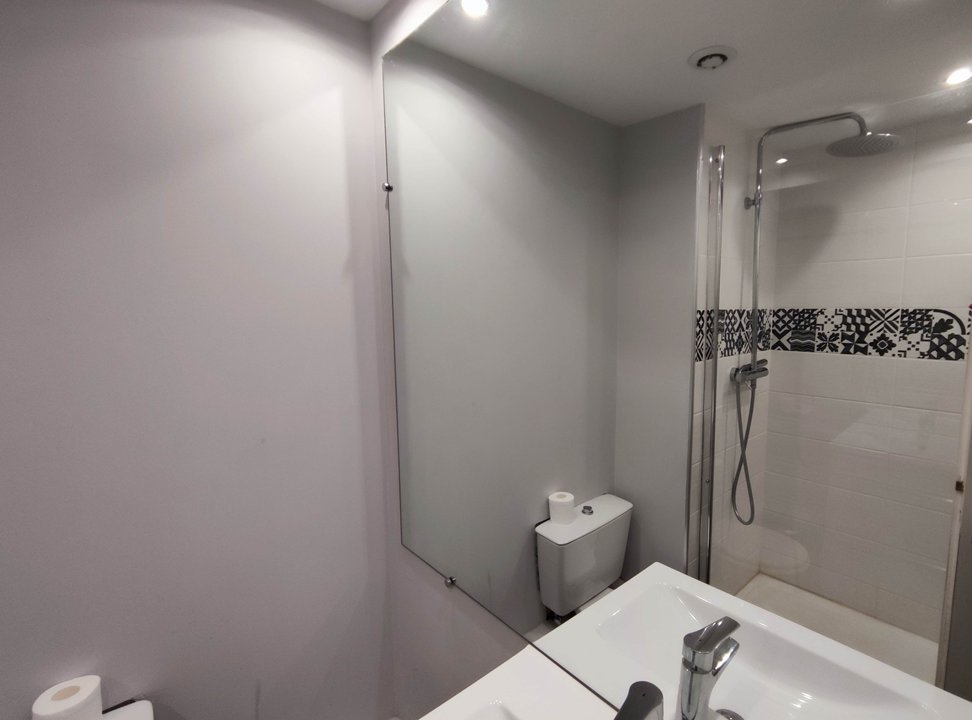 STUDIO PLEIN CENTRE FRONT DE NEIGE