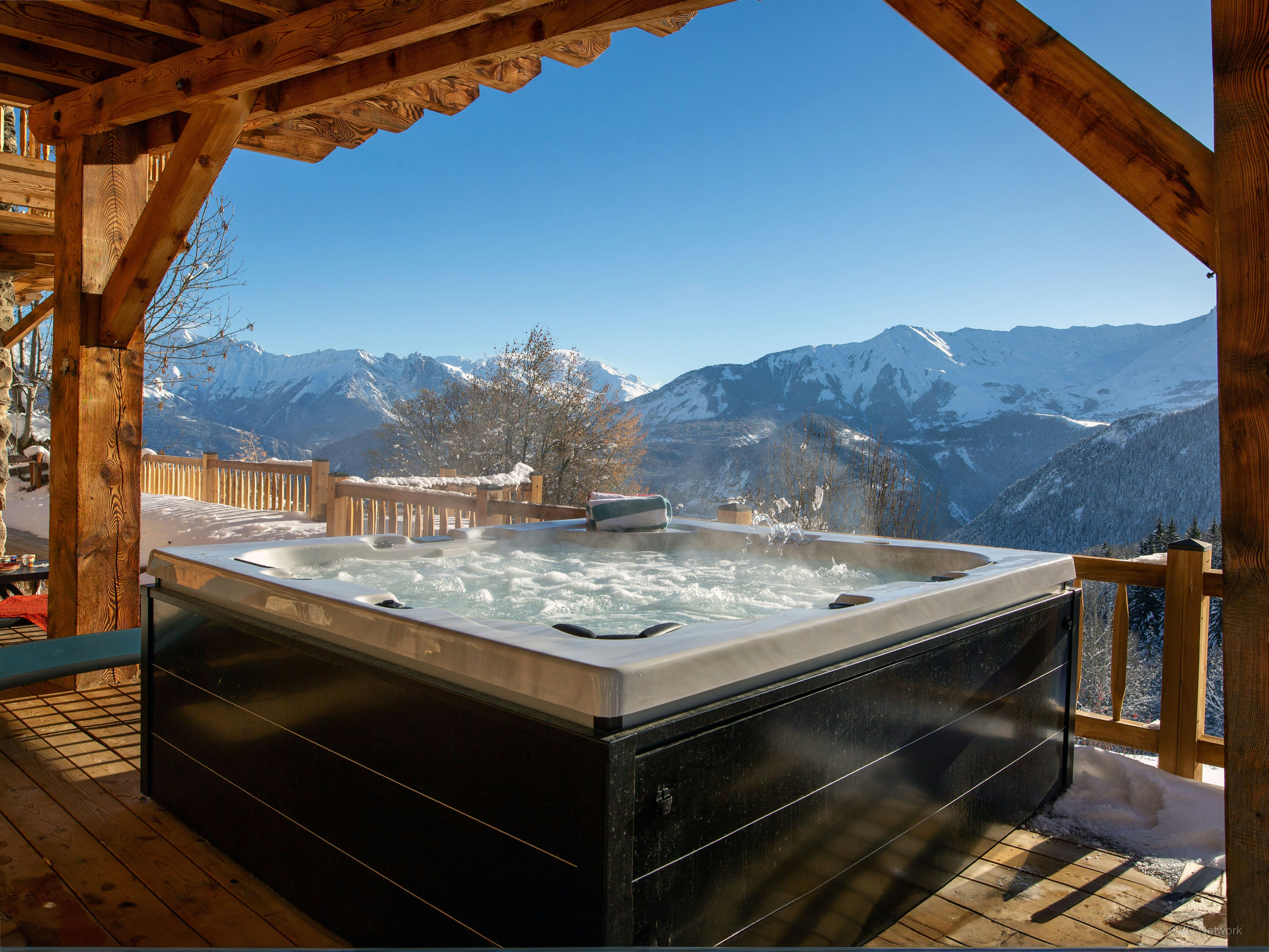 Au calme pour 10 avec sauna et jacuzzi