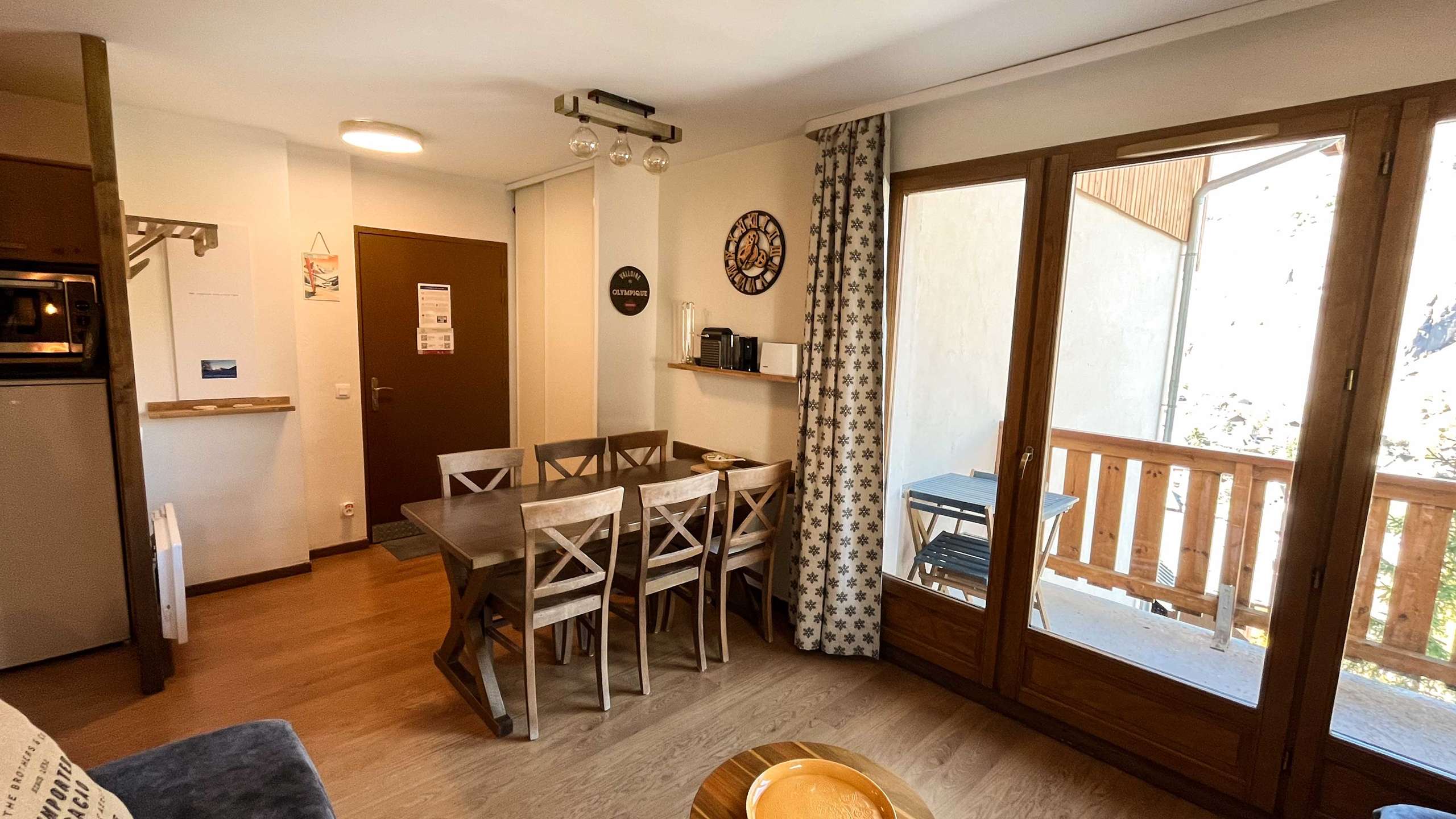 APPARTEMENT 3 PIECES 6 PERSONNES.  PROCHE PISTE