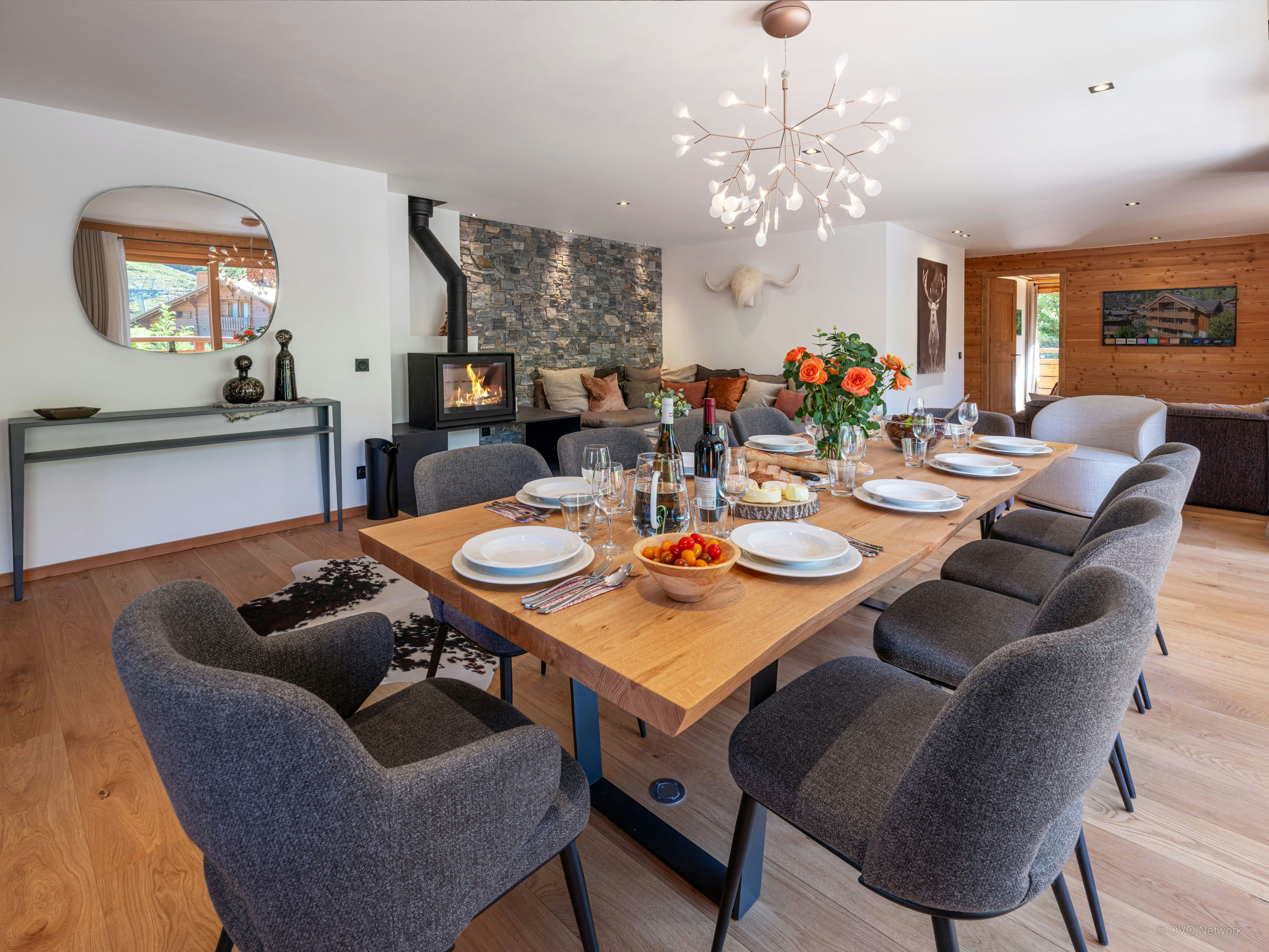 Skis aux pieds pour 10 à La Clusaz