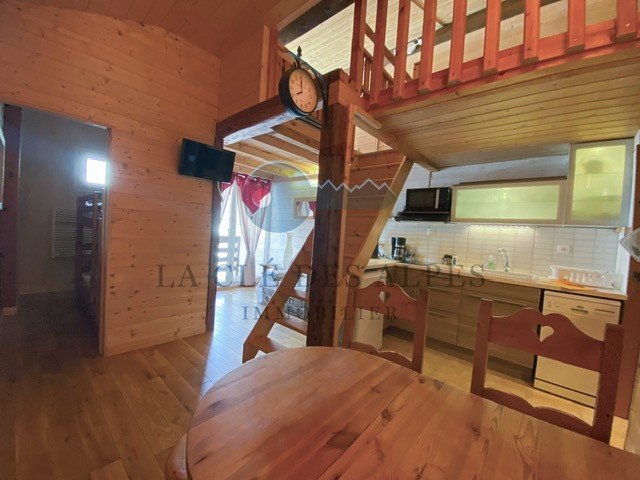 Beau studio-cabine-mezzanine a proxmite des pistes de ski