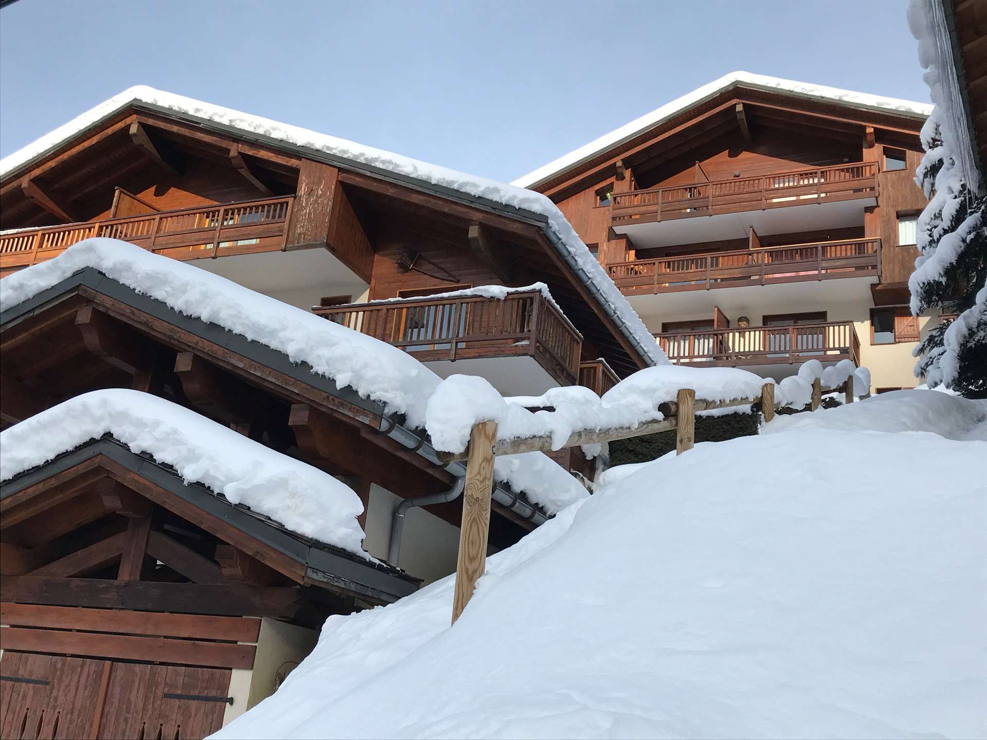 Appartement lumineux pour 4 à 6 personnes, 2 chambres, village avec parking privatif dans résidence