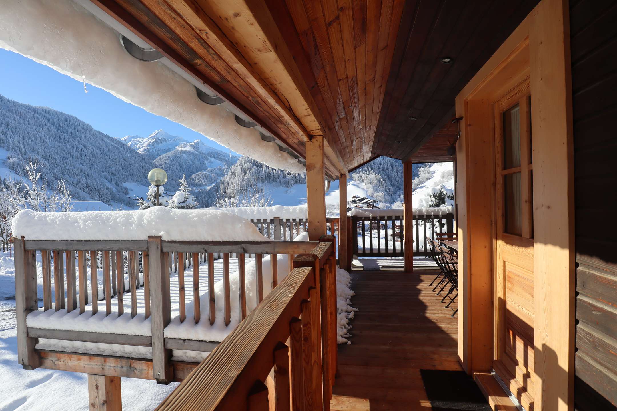 Chalet de caractère avec décoration contemporaine de qualité de 8 pers. 4 chbres