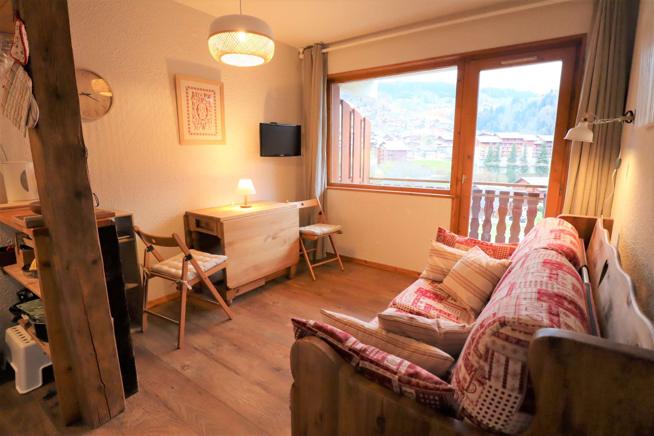Vacances en montagne  Arêches-Beaufort.T2 plein. 2à 3 pers.