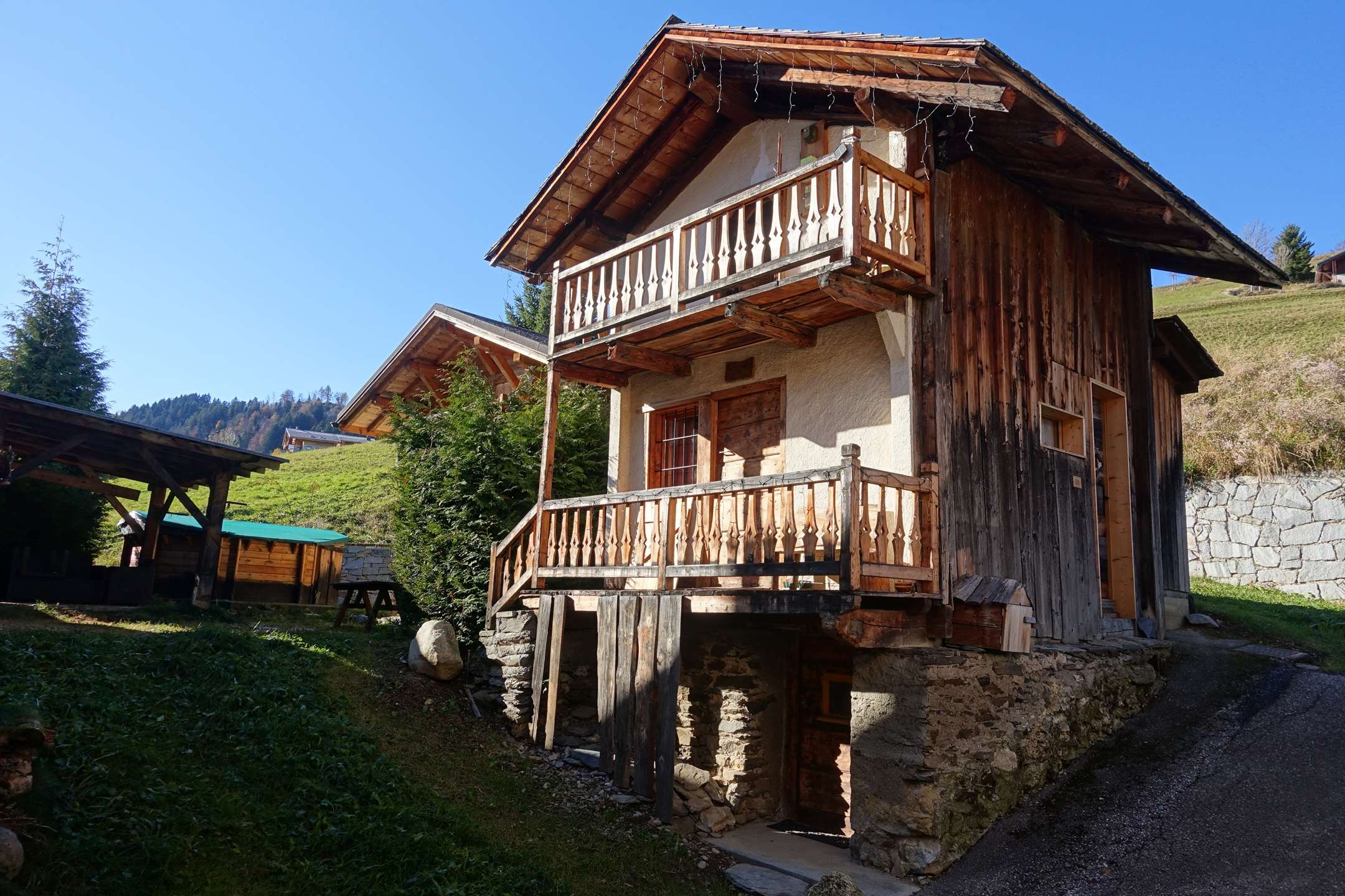 MAZOT SAVOYARD AU COEUR DU VILLAGE D'HAUTELUCE IDEAL POUR UN COUPLE