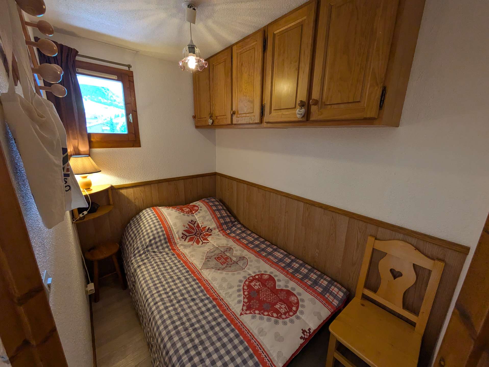 Appartement pour 5 personnes,plein sud au coeur du village, à proximité des remontées mécaniques