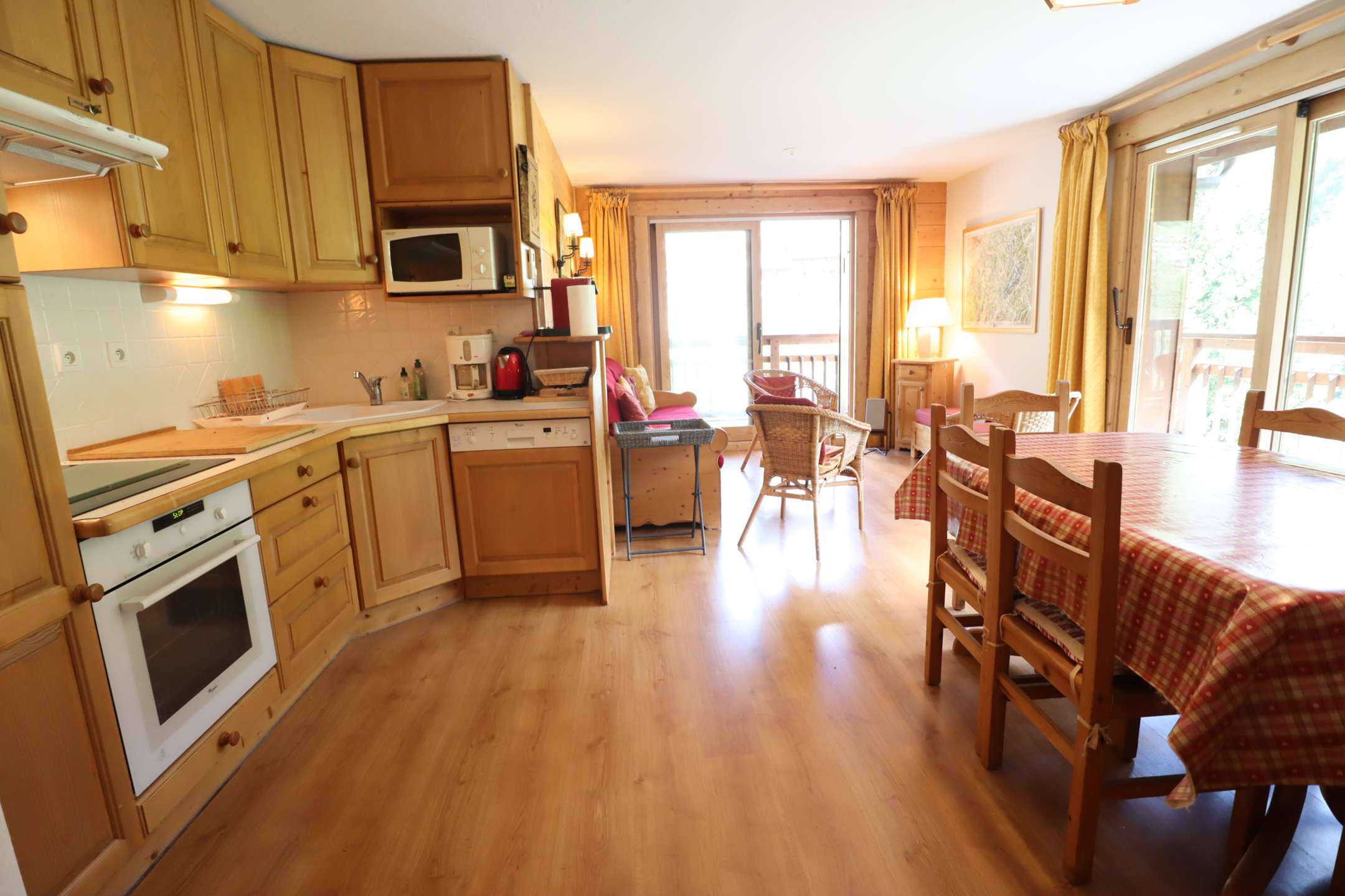 Appartement 3 chambres idéal pour 7 à 8 personnes, proche arrêt navette