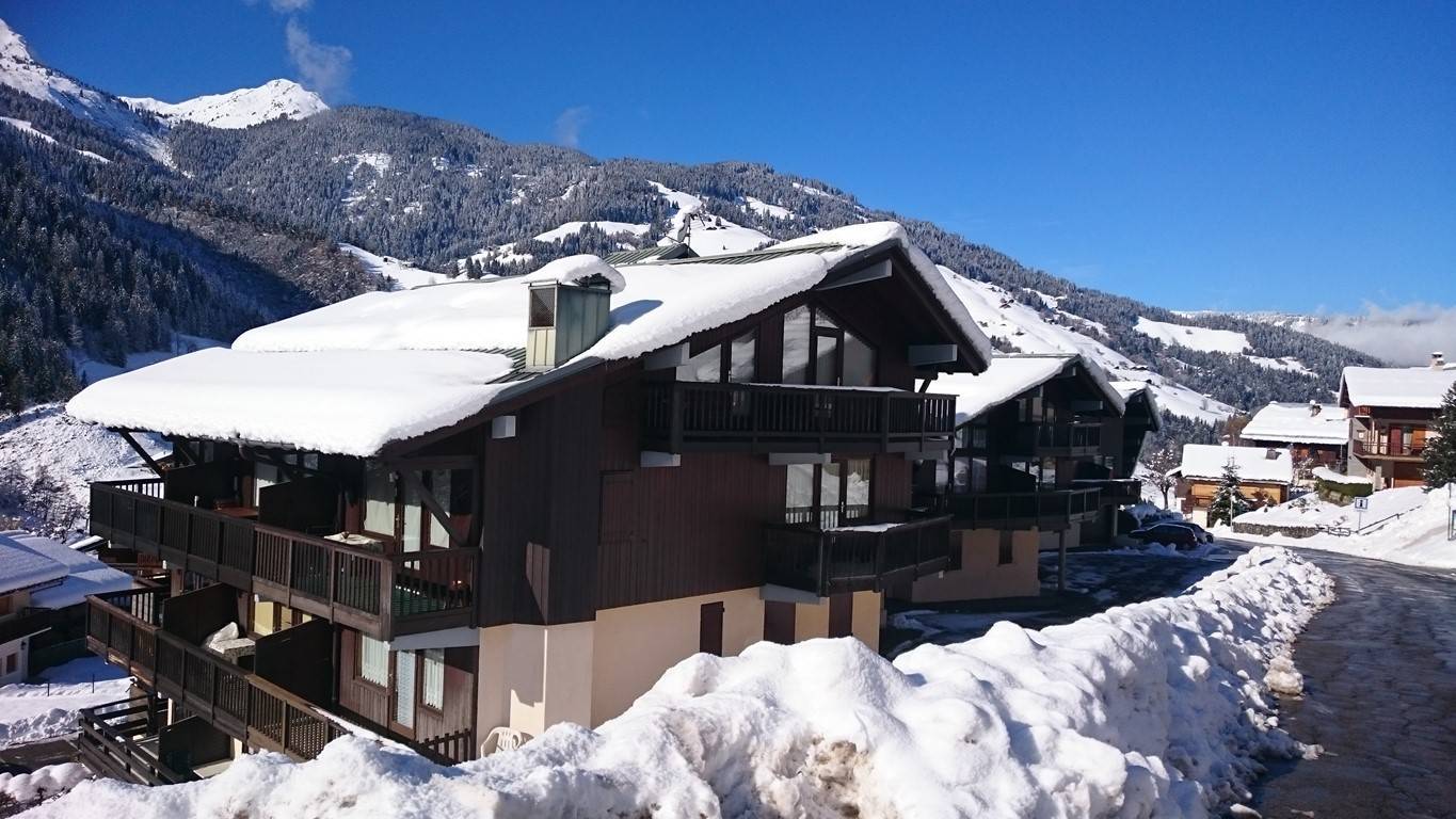 Studio de 27m² connecté très cosy avec mezzanine  pour 2/3 personnes maximum, calme et soleil