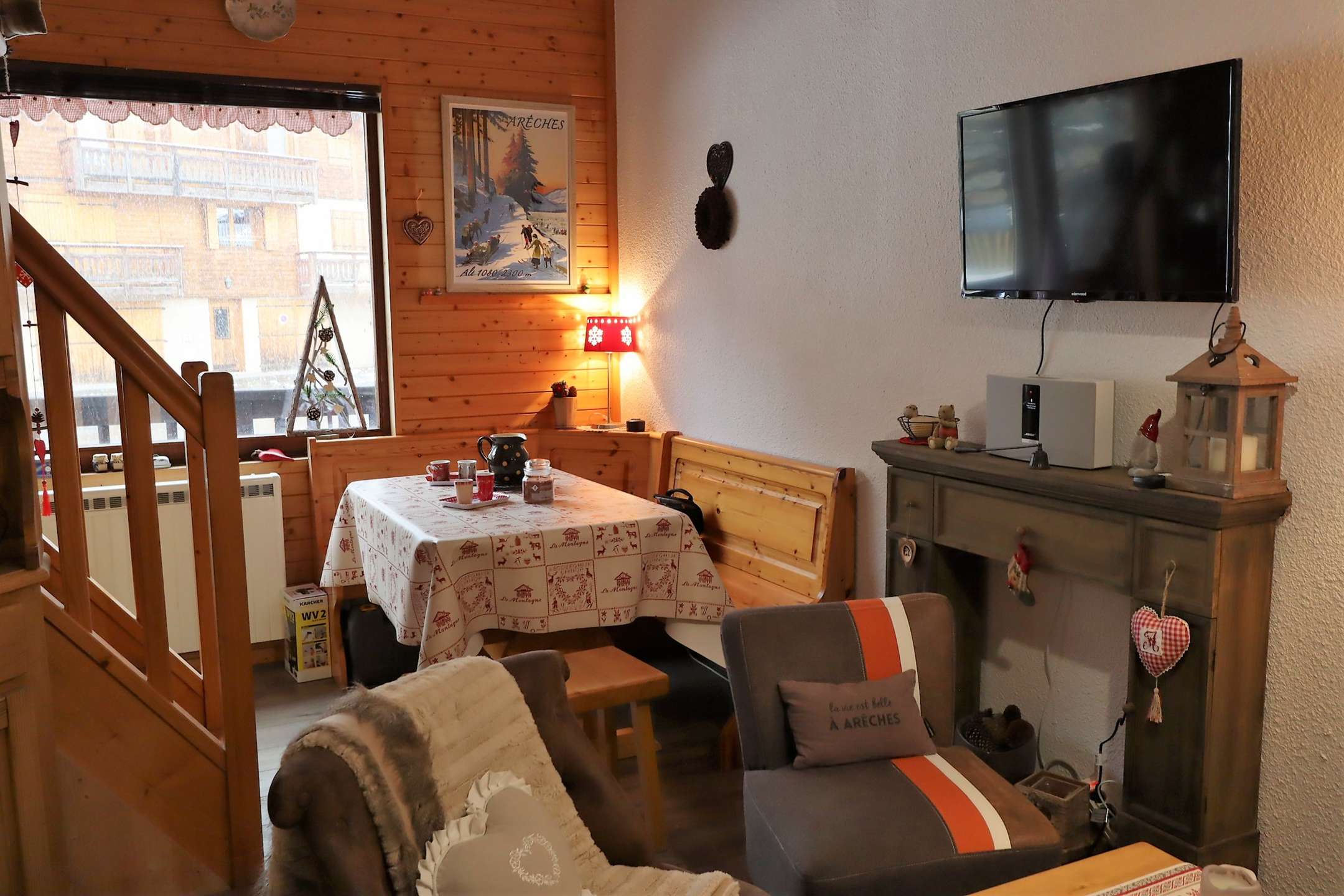 Studio de 27m² connecté très cosy avec mezzanine  pour 2/3 personnes maximum, calme et soleil