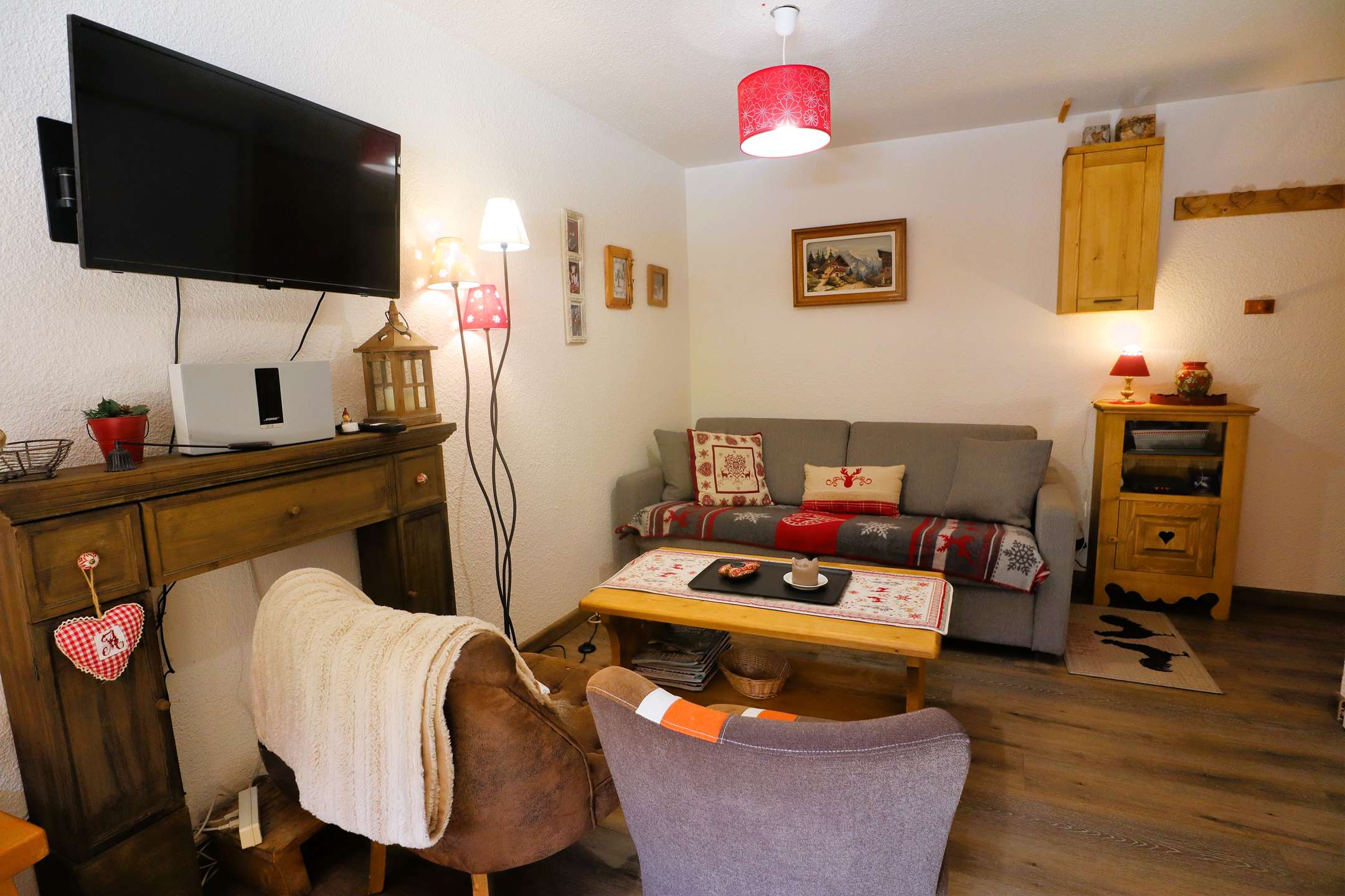 Studio de 27m² connecté très cosy avec mezzanine  pour 2/3 personnes maximum, calme et soleil