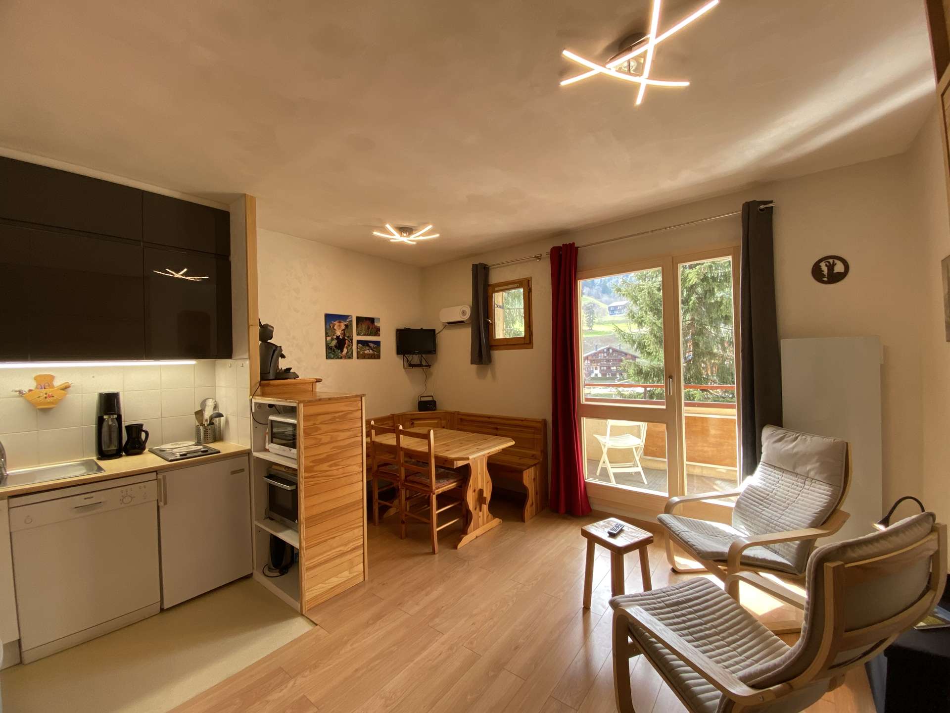 Appartement pour 2 à 4 pers. centre village