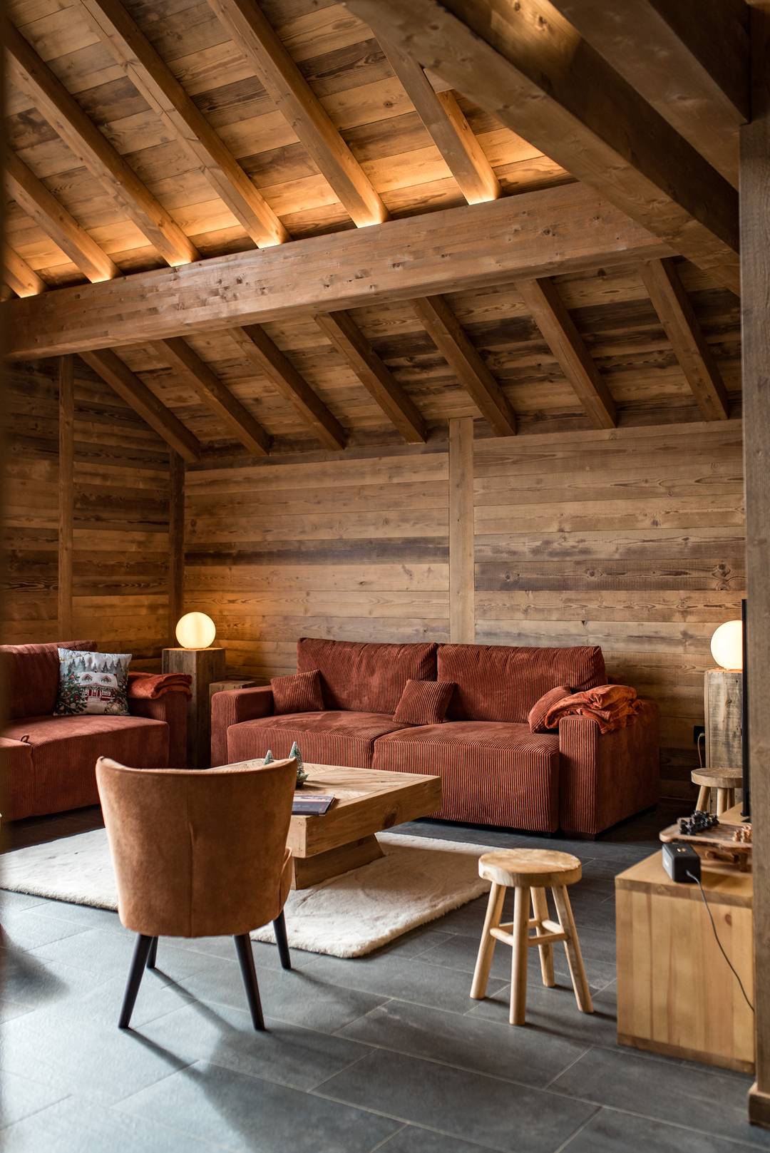 Magnifique chalet avec sauna et garage