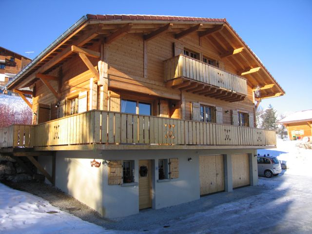 CHALET 4* INDIVIDUEL DE QUALITE LUXUEUSE VUE MONT BLANC SAUNA CLIMATISE PROCHE CENTRE.