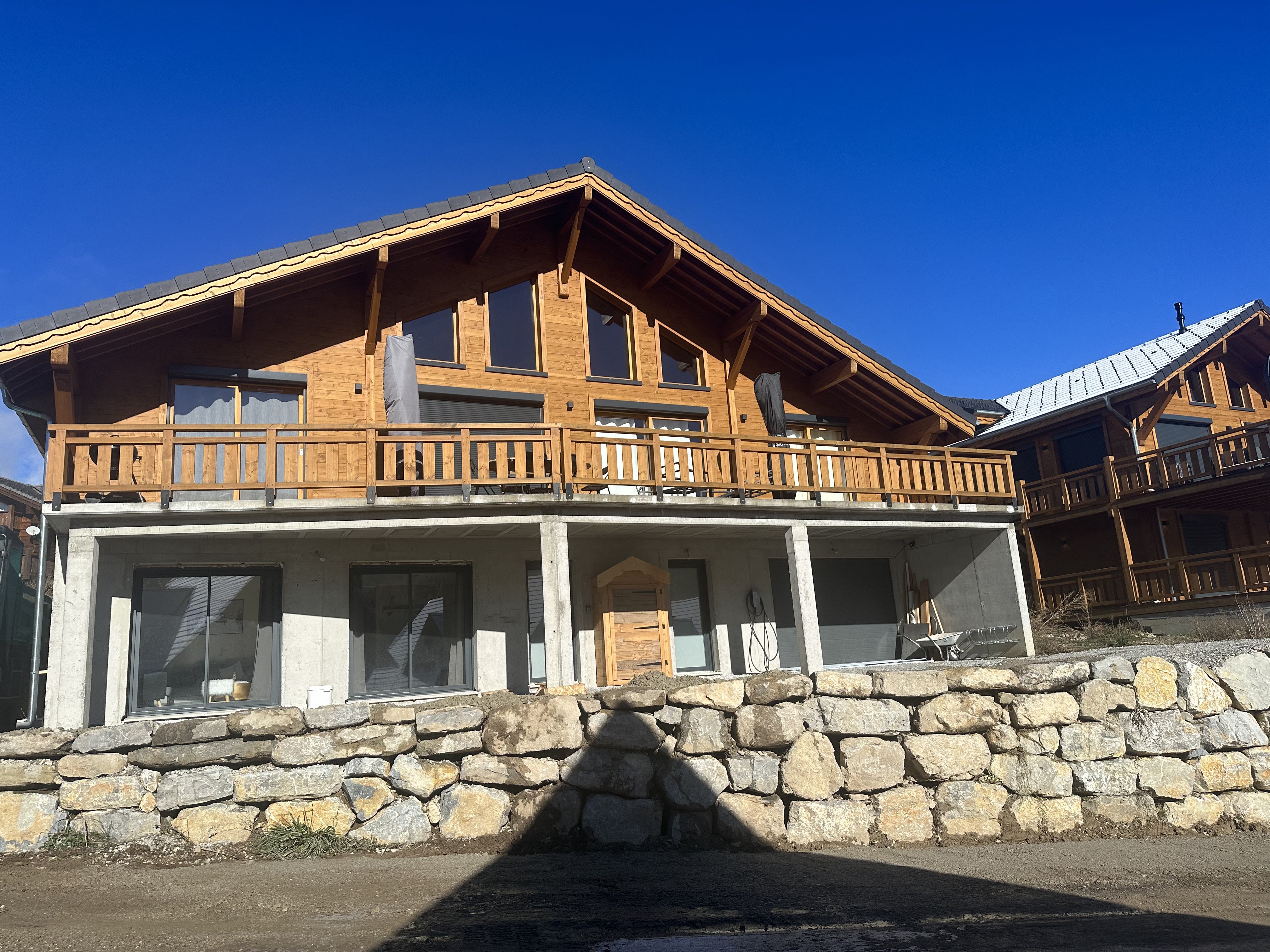 Bas de chalet appartement neuf de 85m2