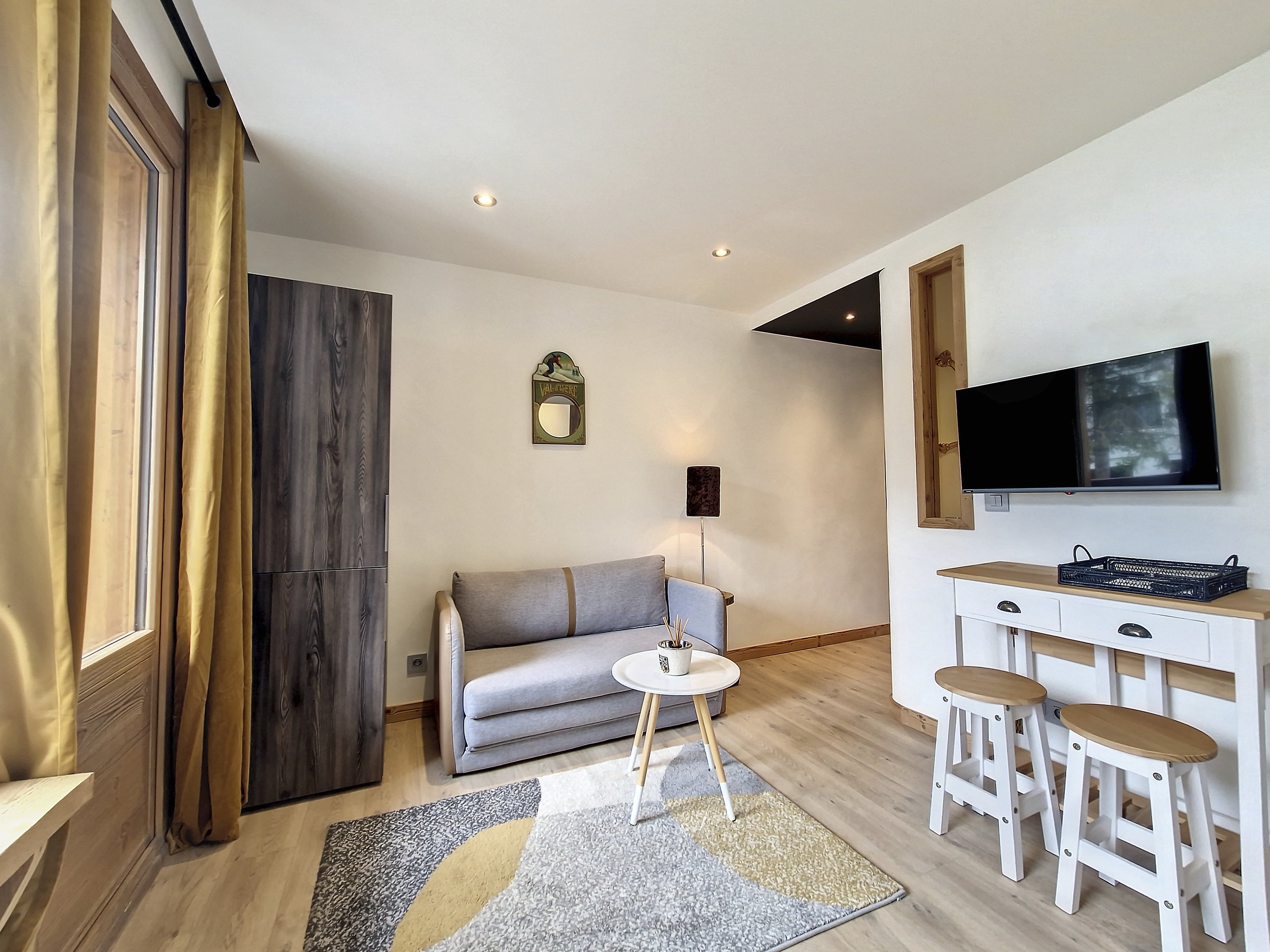 2 pieces centre renove