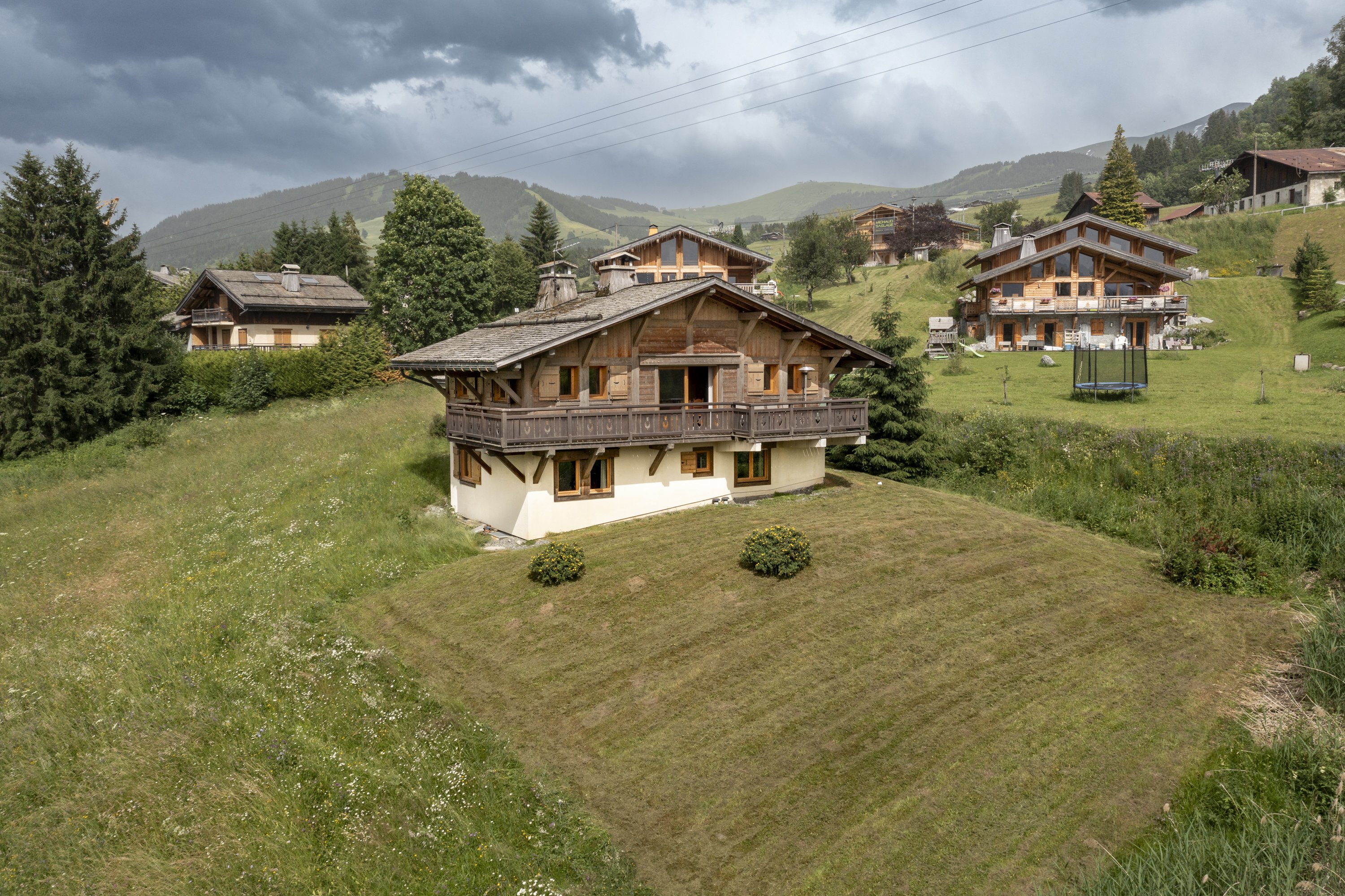 Chalet familial sur les pistes de Rochebrune  4 chambres  8 personnes