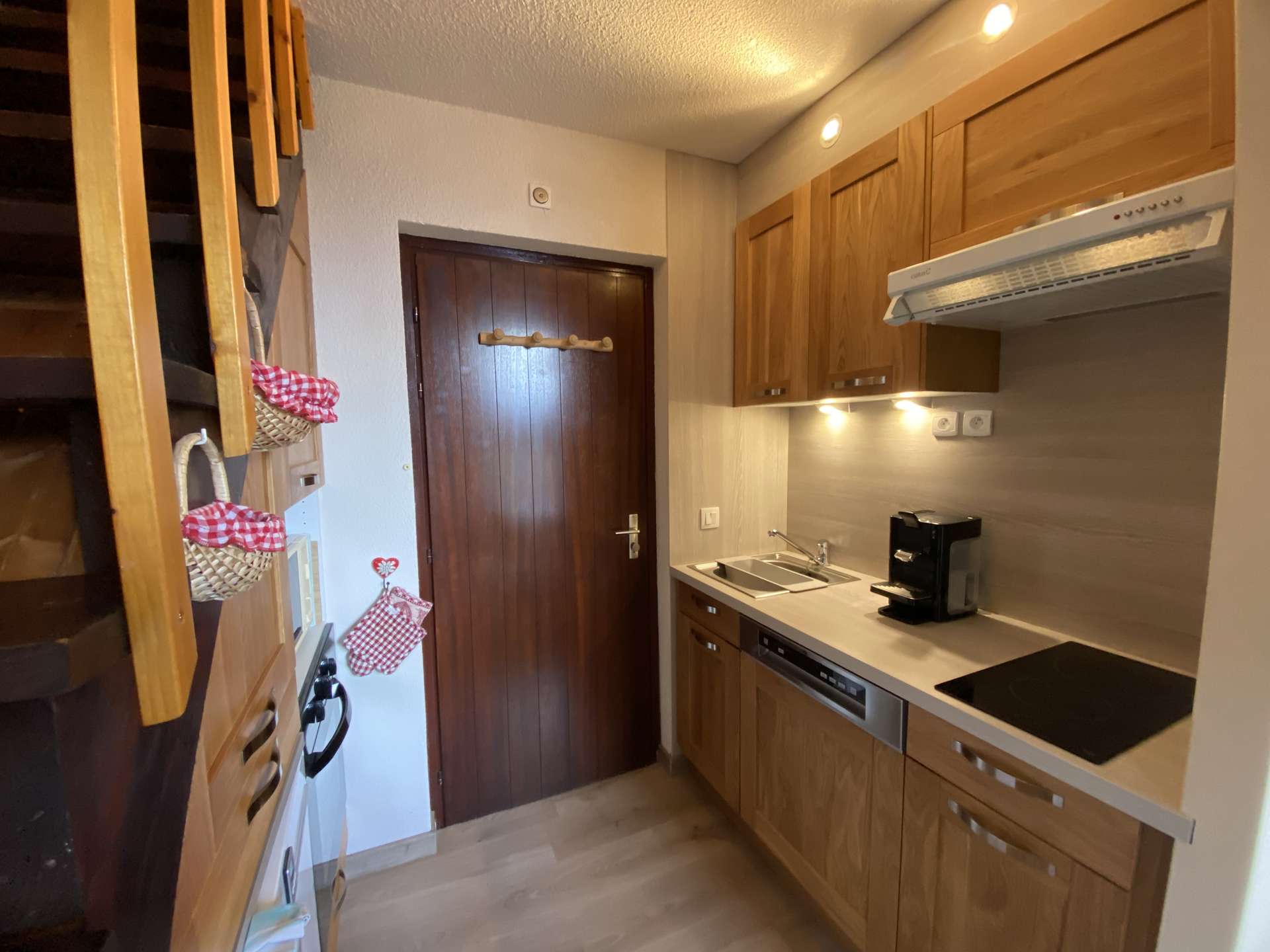 Duplex - 6 pers. maximum, idéal 5 pers. rénové avec goût