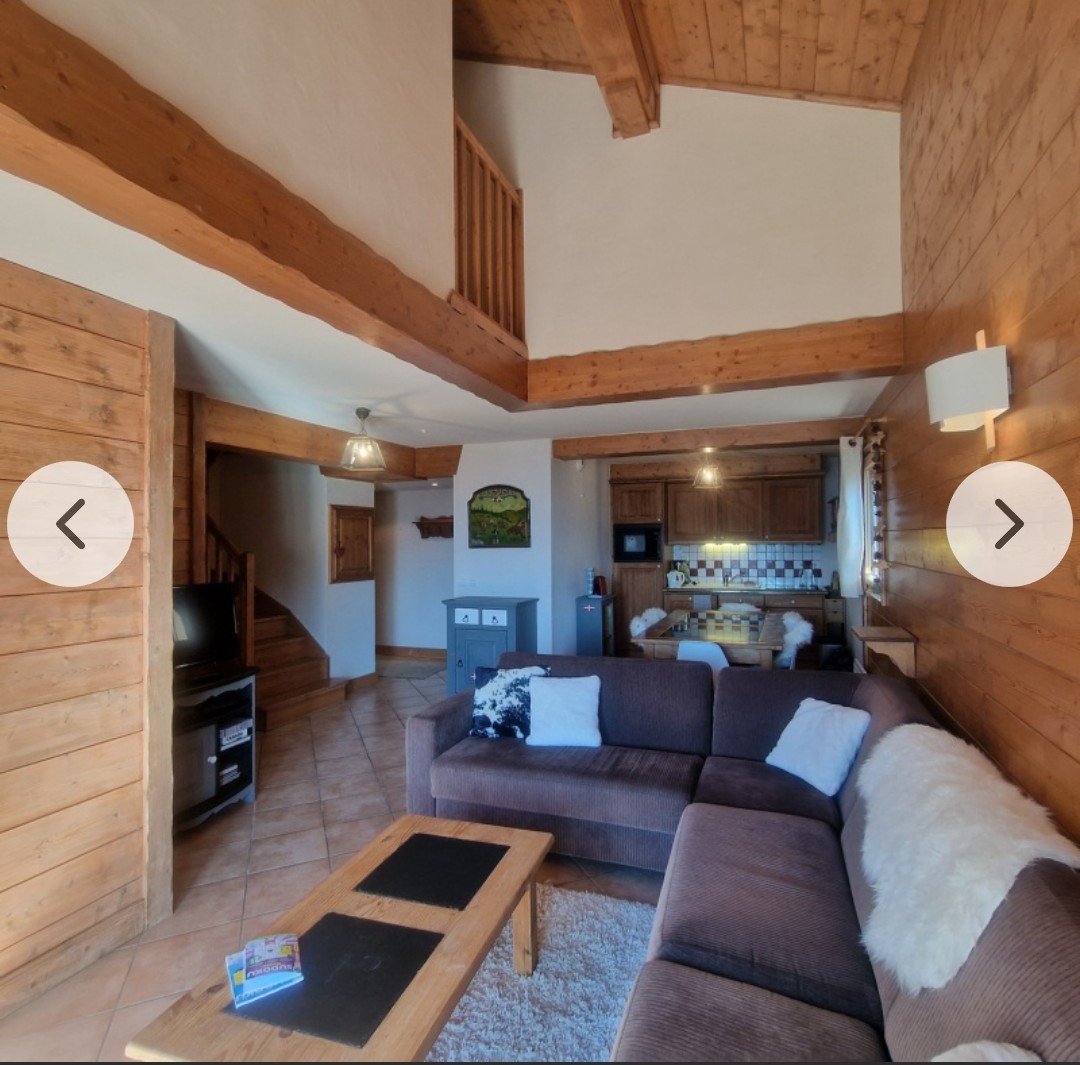 4 pièces duplex 85m2  (6 couchages adulte + 1 lit d'appoint enfant) - LES SAISIES / Bisanne 1500- Résidence MGM "Les Alpages de Bisanne"/Piscine chauffée/pied des pistes. 