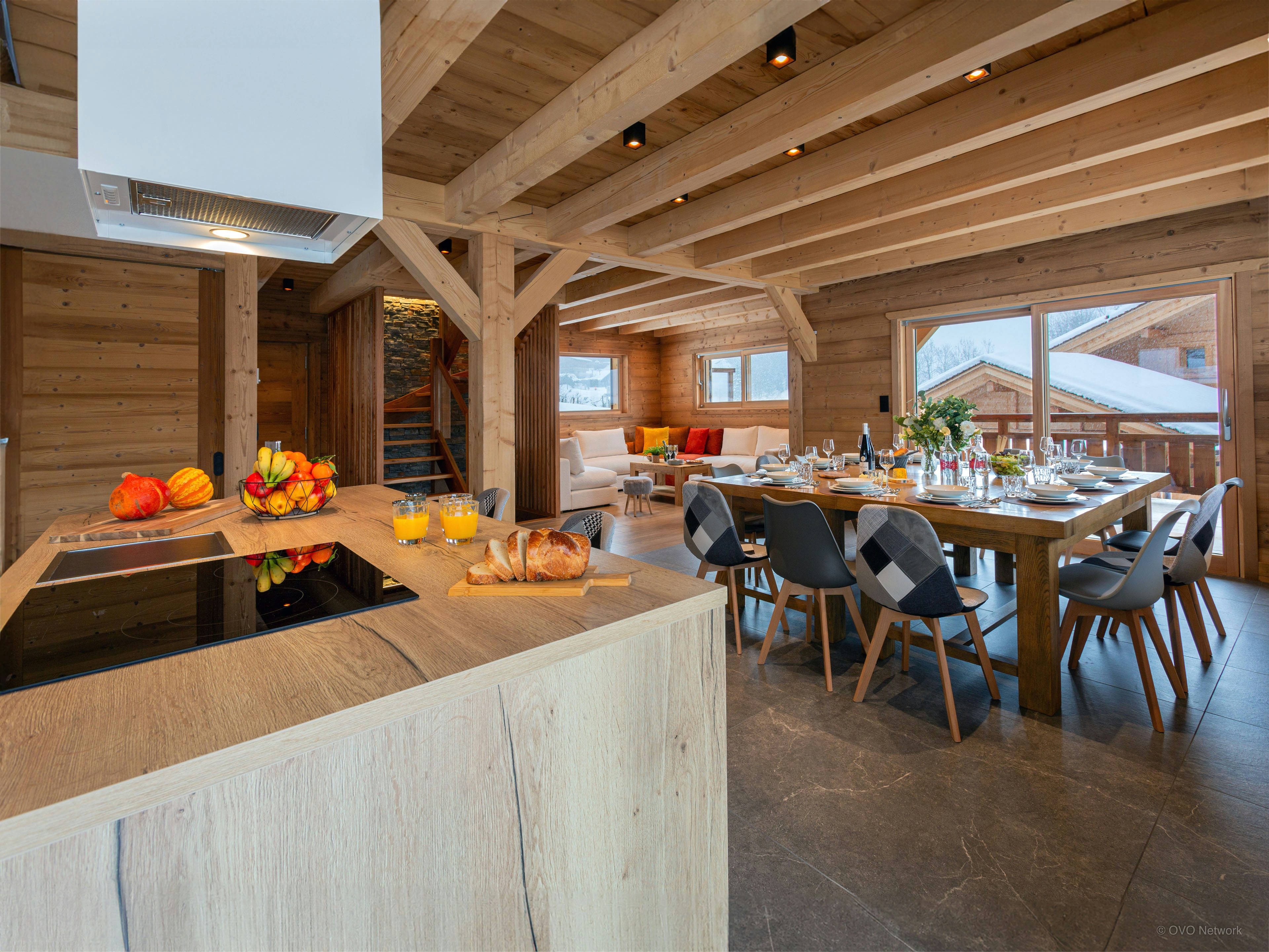 Chalet pour 14 (13 adultes max), jacuzzi et sauna