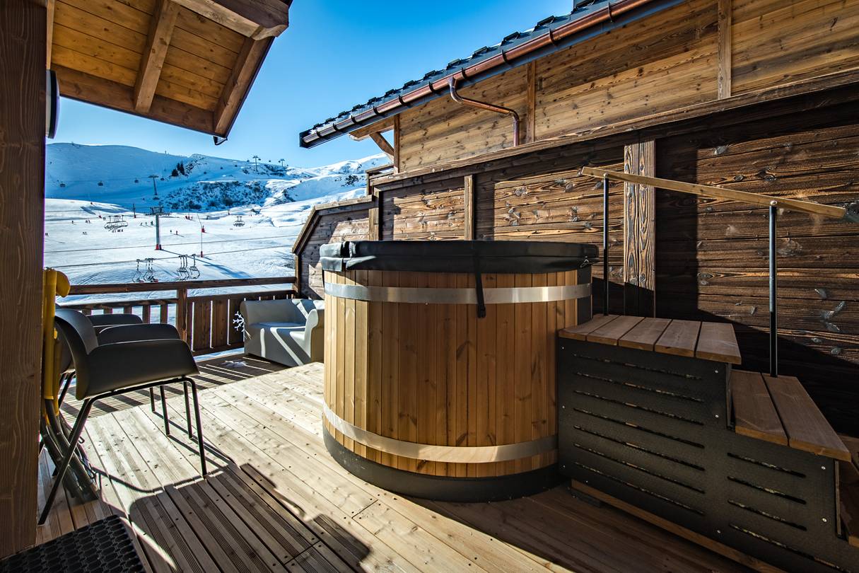 Appartement 9 personnes avec bain nordique dans une résidence neuve au pied des pistes