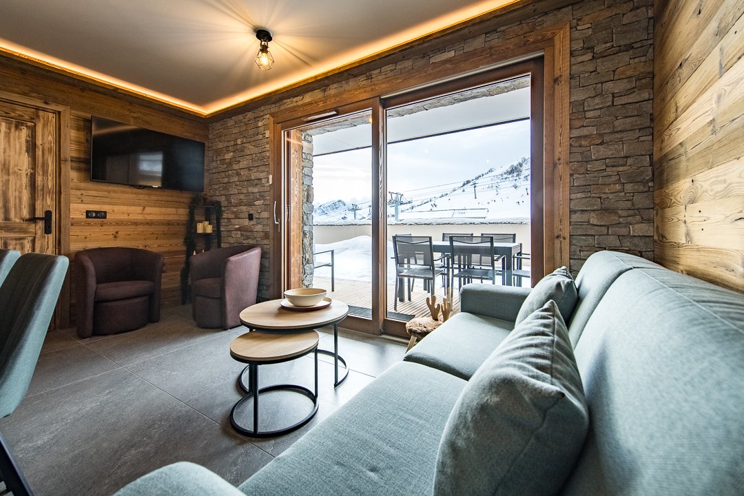 Appartement 6/8 personnes au pied des pistes avec jacuzzi 