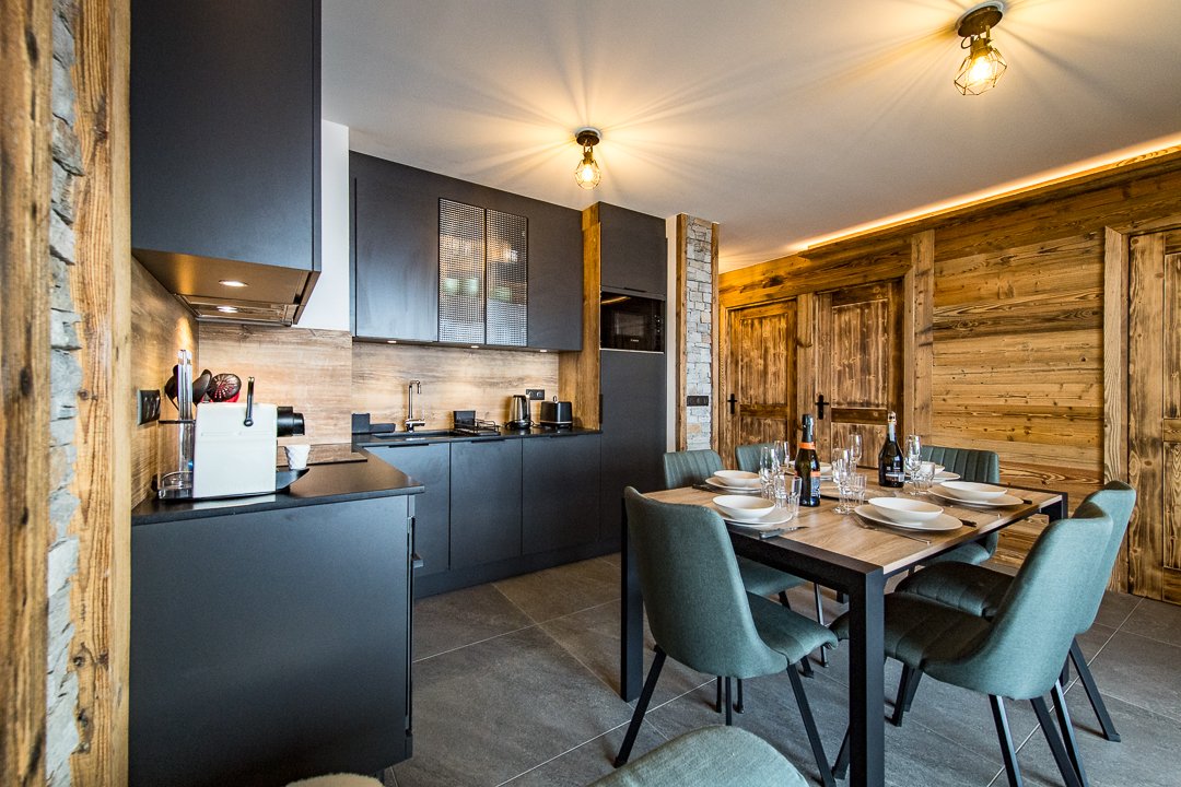 Appartement 6/8 personnes au pied des pistes avec jacuzzi 