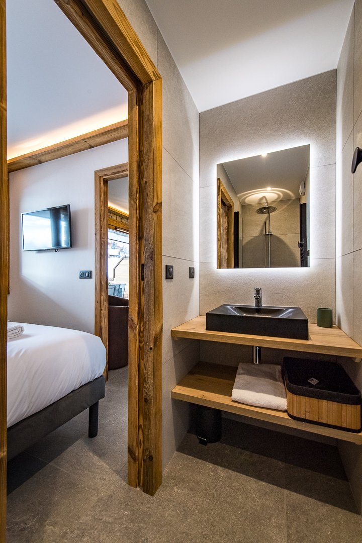 Appartement 6/8 personnes au pied des pistes avec jacuzzi 