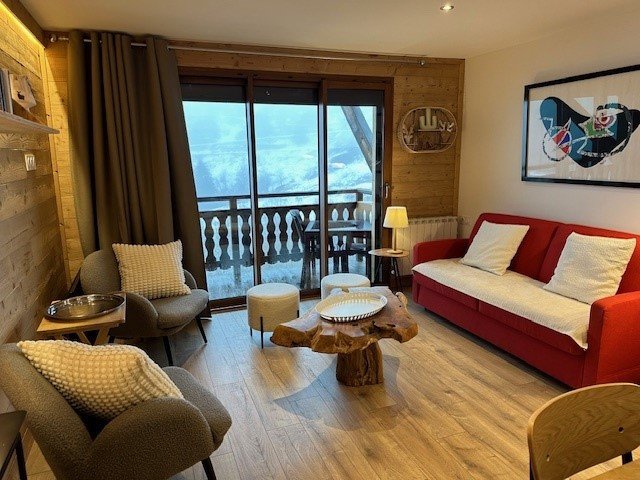 APPARTEMENT NEUF - 6 PERSONNES - CENTRE STATION - 3 CHAMBRES - ref 202 B