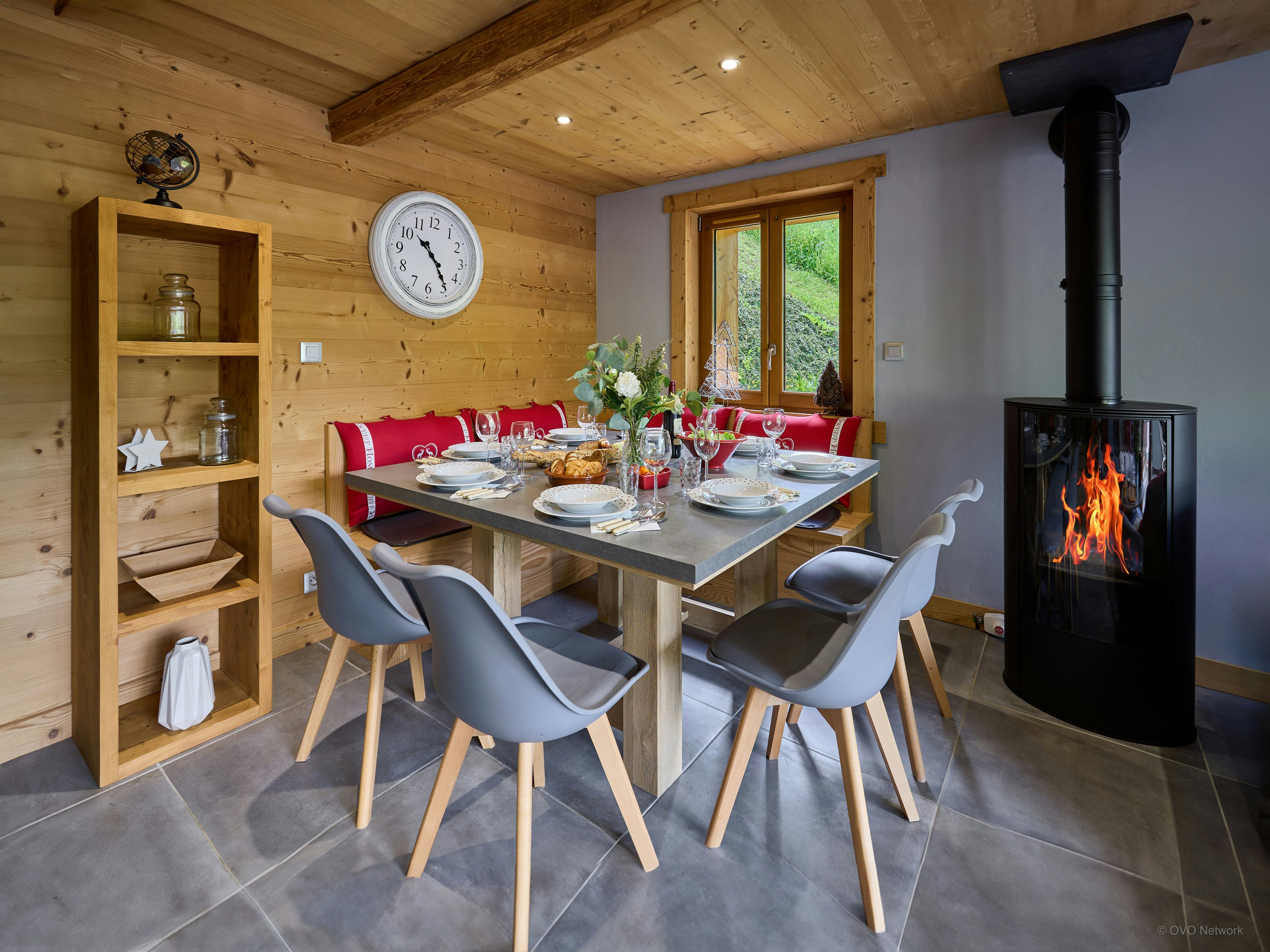 Appartement « skis aux pieds » pour 8 à la clusaz