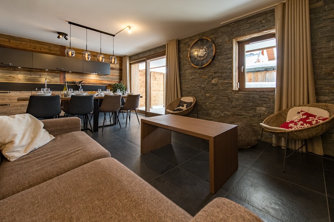 Appartement Haut de Gamme 8 couchages avec terrasse au coeur du village