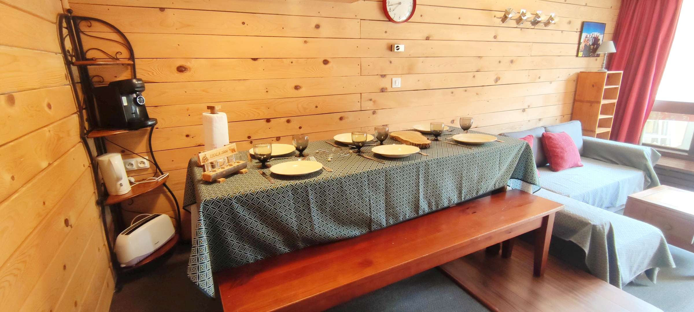 2* APPARTEMENT FRONT DE NEIGE VUE PISTE