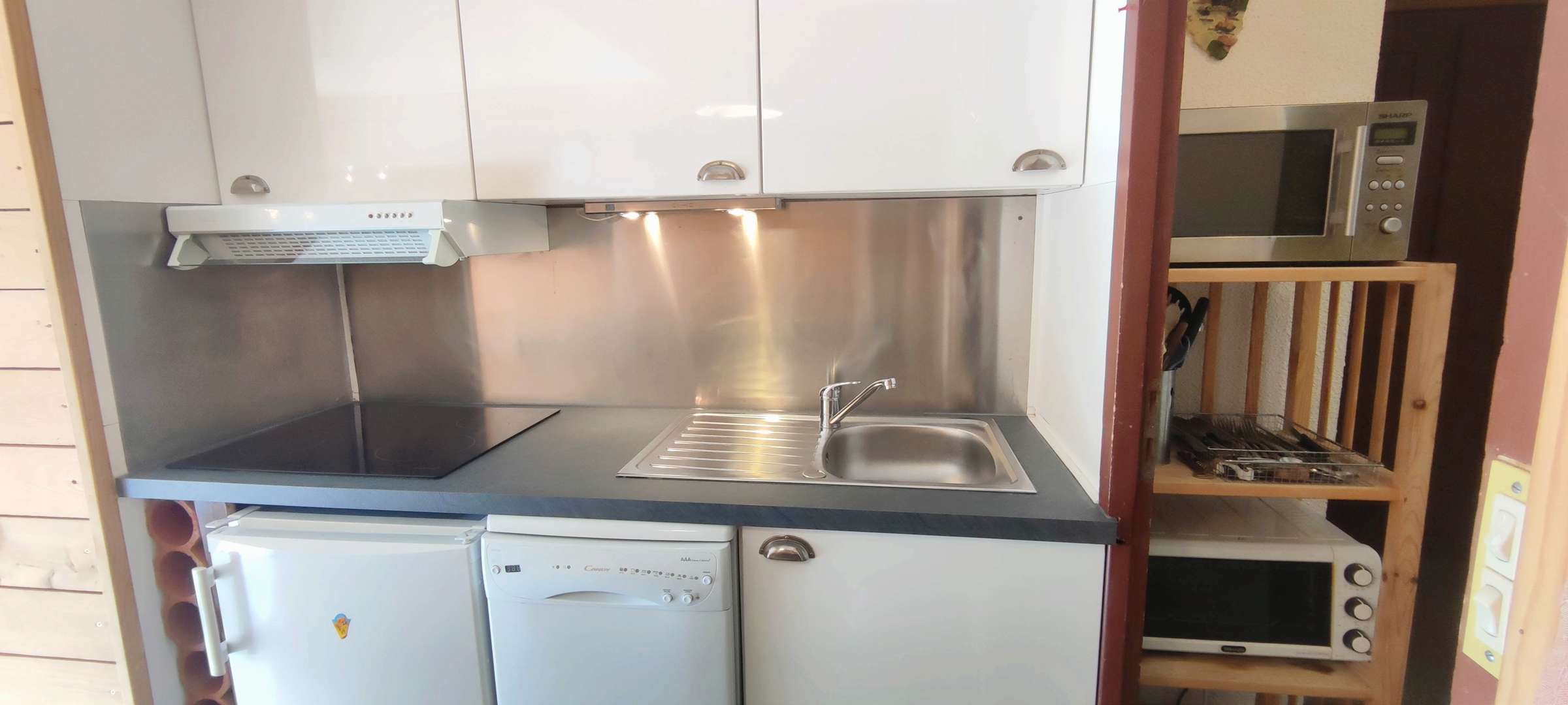 2* APPARTEMENT FRONT DE NEIGE VUE PISTE