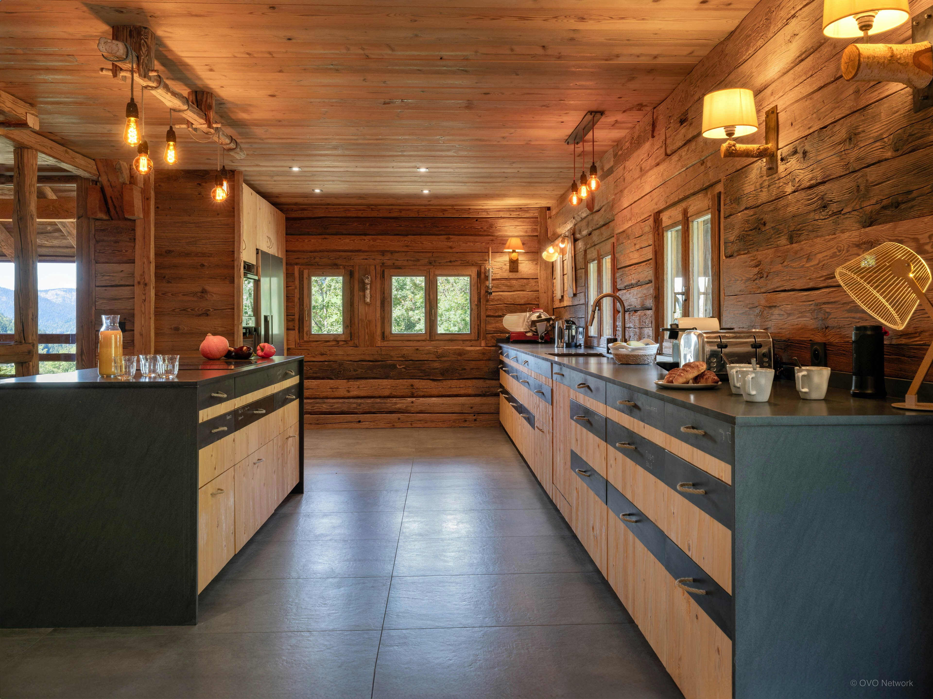 Splendide ferme restaurée pour 15 personnes