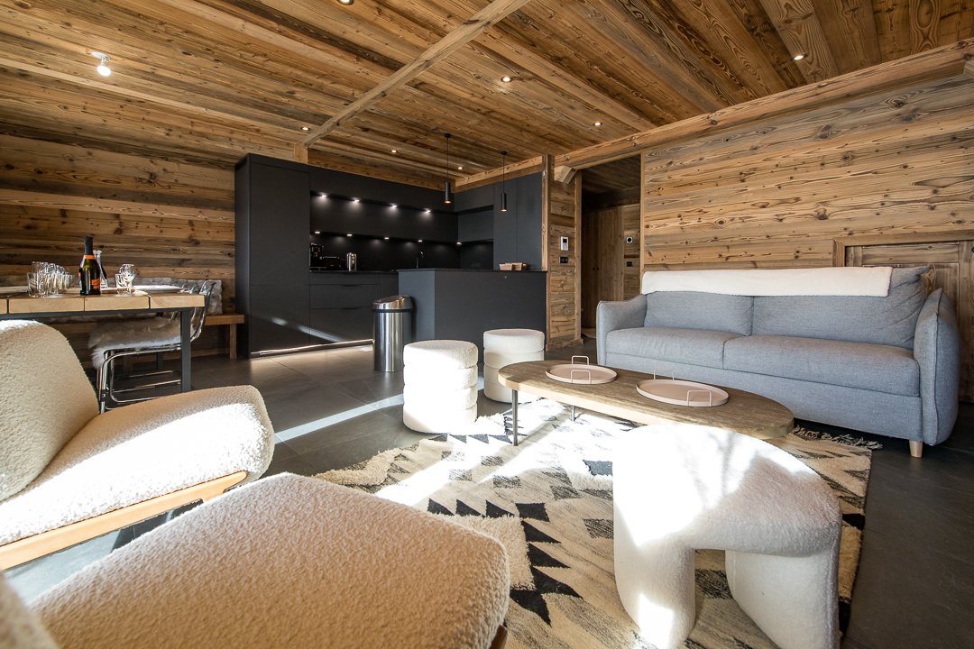 Appartement en duplex 9 personnes avec jacuzzi sur les pistes