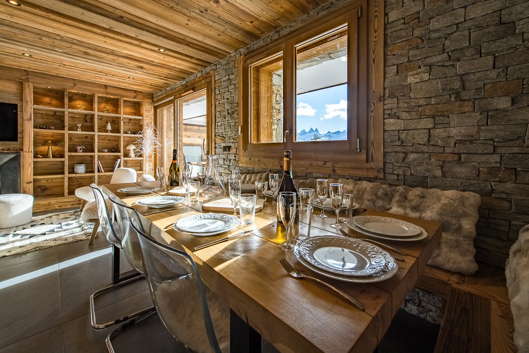 Appartement en duplex 9 personnes avec jacuzzi sur les pistes