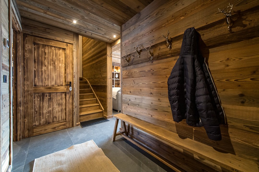 Appartement en duplex 9 personnes avec jacuzzi sur les pistes
