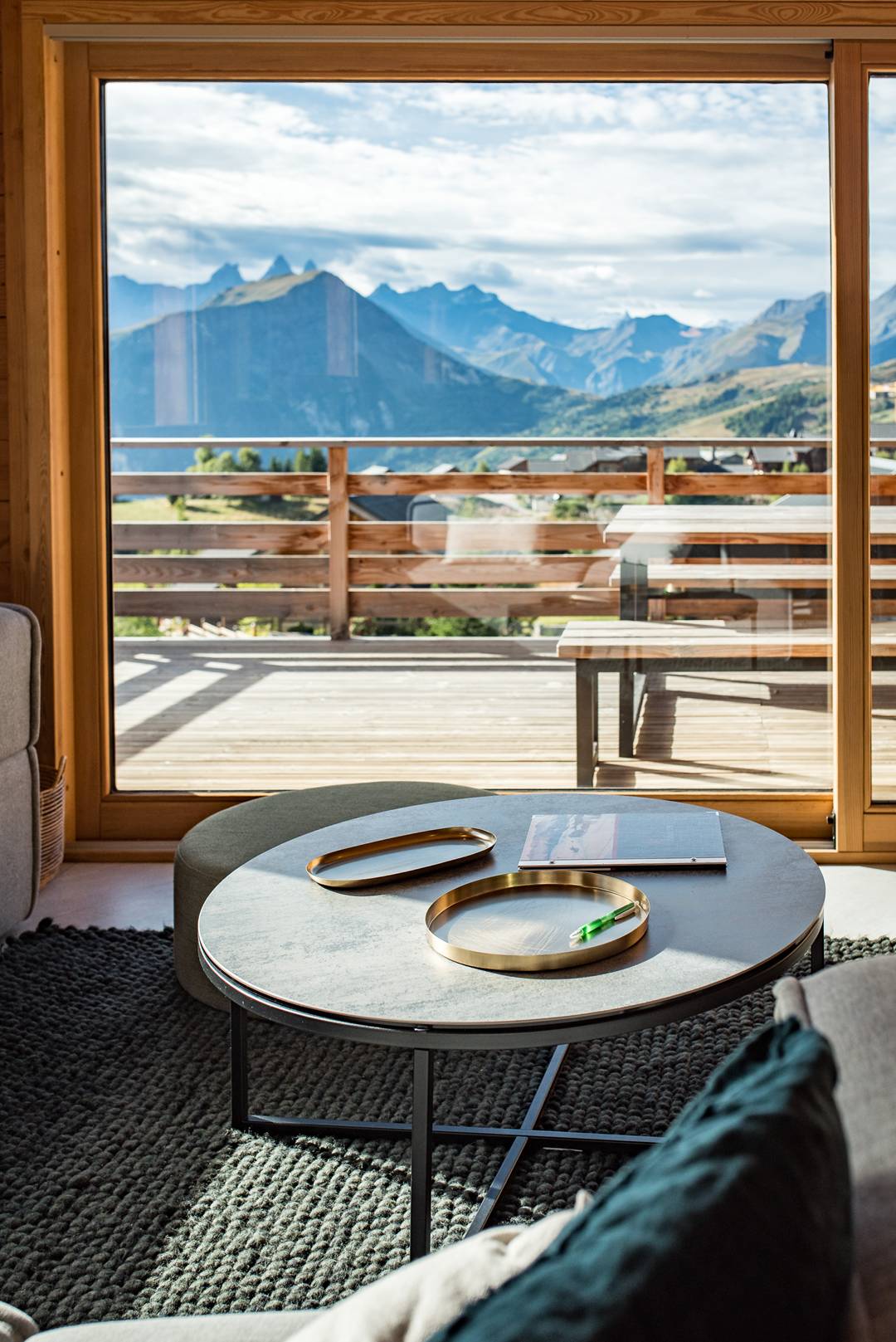 Chalet mitoyen proche pistes avec sauna