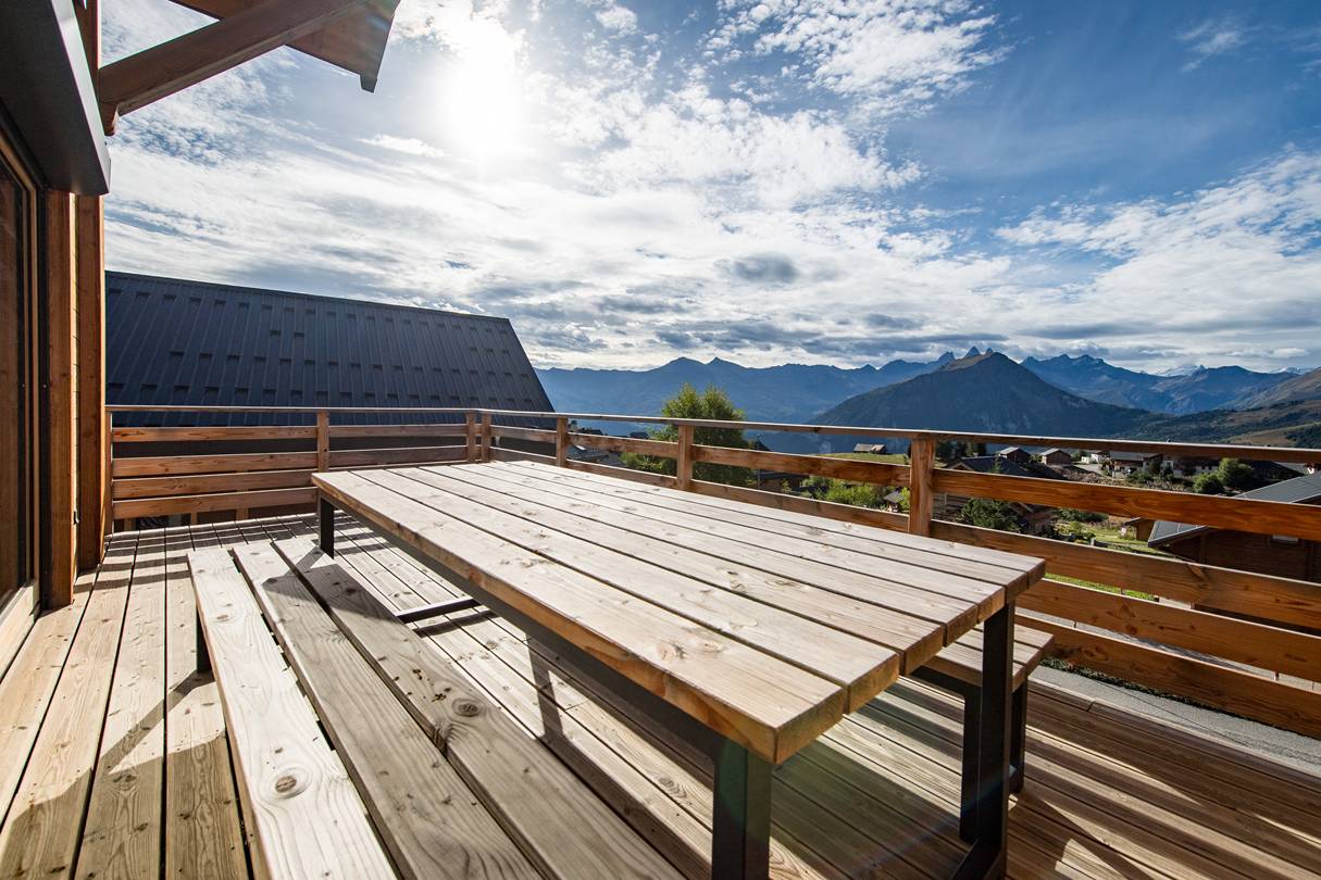Chalet mitoyen proche pistes avec sauna